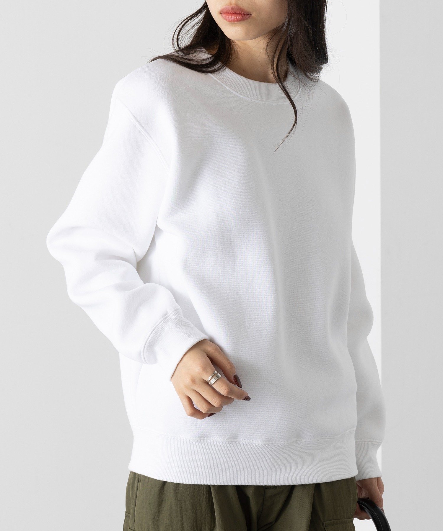 【その他のブランド/Other】のUnited Athle/10.0オンス TC クルーネックスウェット ユニセックス 5928 インテリア・キッズ・メンズ・レディースファッション・服の通販 founy(ファニー) 　ファッション　Fashion　レディースファッション　WOMEN　トップス・カットソー　Tops/Tshirt　パーカ　Sweats　スウェット　Sweat　アクセサリー　Accessories　カーゴパンツ　Cargo Pants　シンプル　Simple　ジャケット　Jacket　スウェット　Sweat　スタンダード　Standard　デニム　Denim　ハーフ　Half　ボトム　Bottom　ポロシャツ　Polo Shirt　無地　Plain Color　リラックス　Relax　再入荷　Restock/Back In Stock/Re Arrival　おすすめ　Recommend　スマホショルダーバッグ　Smartphone Shoulder Bag　WHT|ID: prp329100004554319 ipo3291000000032188657