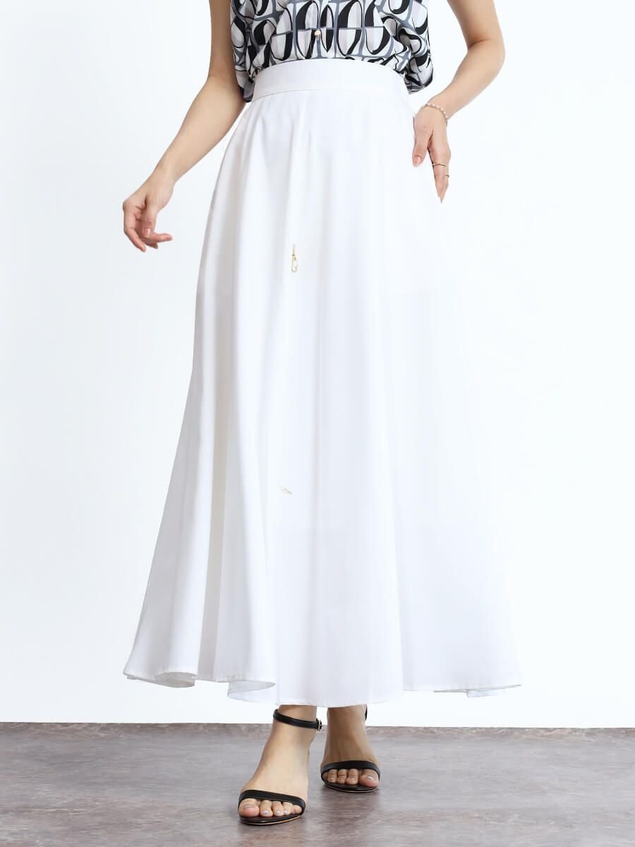 【ヴァン/Vin】のマルチWAYフレアスカート インテリア・キッズ・メンズ・レディースファッション・服の通販 founy(ファニー) 　ファッション　Fashion　レディースファッション　Fashion for Women　スカート　Skirts　Aライン・フレアスカート　A-Line & Flared Skirts　バルーン　Balloon, Balloon Silhouette　フレア　Flare, Flared　エレガント 上品　Elegant　ビジネス 仕事 通勤　Business / Work / Commuting　オフホワイト|ID: prp329100004554448 ipo3291000000032656078