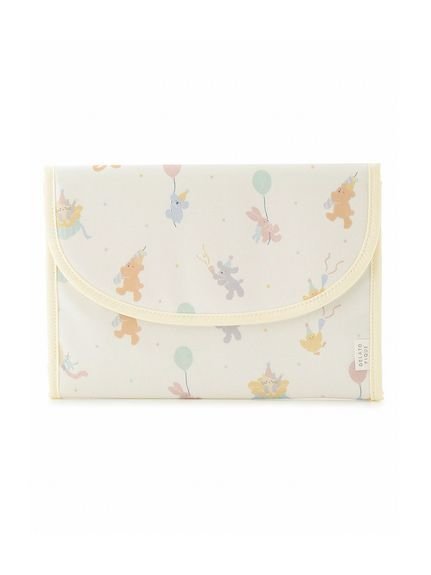 【ジェラート ピケ/gelato pique / KIDS】の【販路限定】総柄母子手帳ケースM インテリア・キッズ・メンズ・レディースファッション・服の通販 founy(ファニー) 　ファッション　Fashion　キッズファッション　Fashion for Kids　コーティング　Coating, Coated Finish　抗菌　Antibacterial, Bacteria-Resistant　スマート　Smart, Elegant　スリット　Slit, Slit Detail　定番　Standard, Basic Item　手帳　Planner, Notebook　人気　Popular, Best Seller　プリント　Print, Printed Pattern　ポケット　Pocket, Pocket Detail　OWHT[002]|ID: prp329100004554563 ipo3291000000036285534