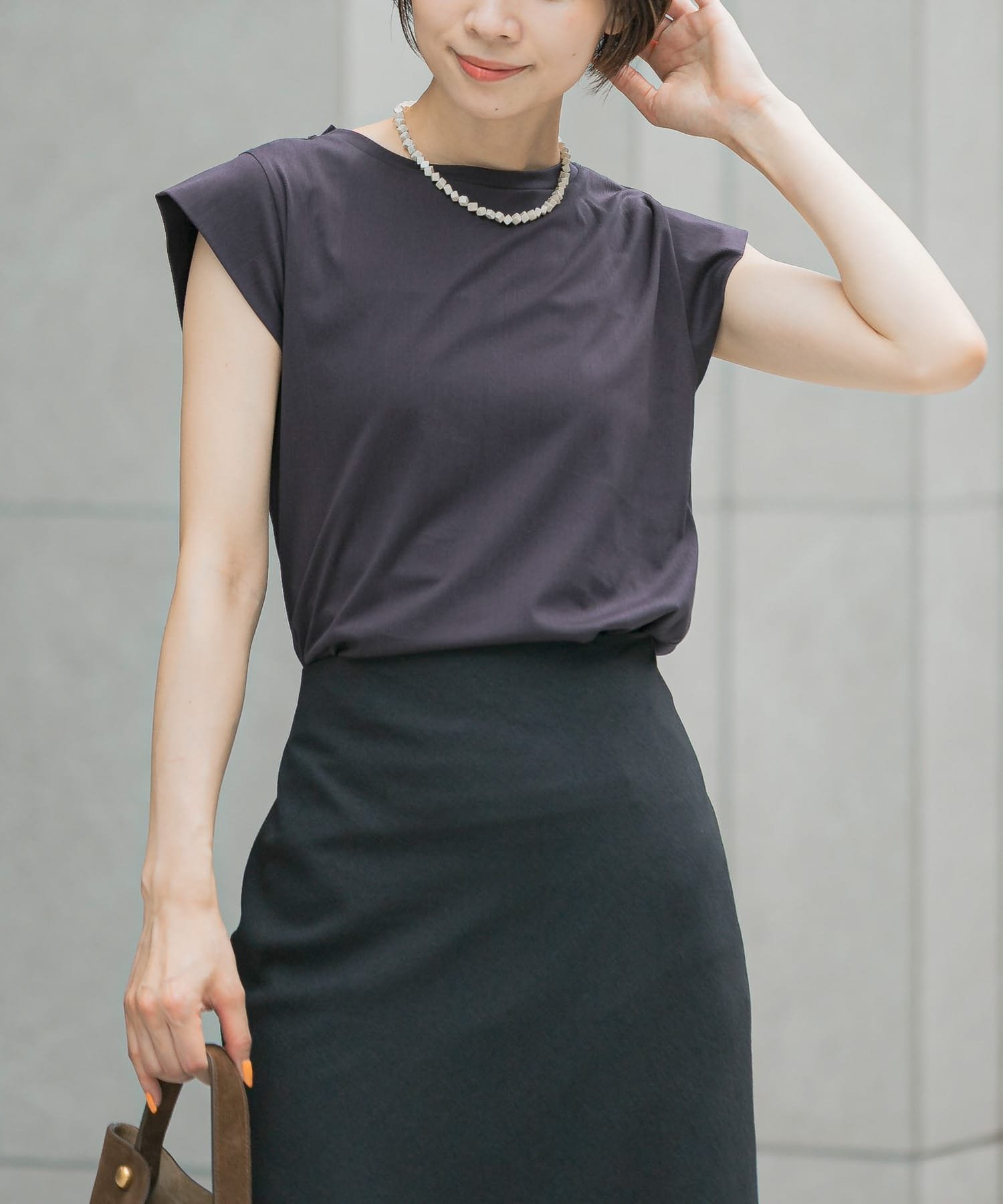 【アーバンリサーチ ロッソ/URBAN RESEARCH ROSSO】のクールタッチスーピマコットンフレンチTシャツ インテリア・キッズ・メンズ・レディースファッション・服の通販 founy(ファニー) 　ファッション　Fashion　レディースファッション　Fashion for Women　トップス・カットソー　Cut & Sew Tops　シャツ・ブラウス・オフィスカジュアル　Elegant Blouses & Button-Ups　ロングTシャツ・Tシャツ　Longline T-Shirts & Tees　2025年　2025　2025春夏・S/S　Spring/Summer 2025 SS25　インナー　Innerwear　サロペット　Overalls, Salopette　シンプル　Simple, Minimal　ジャケット　Jacket, Outerwear　スリーブ　Sleeve, Long Sleeve / Short Sleeve　フレンチ　French, French Style　今季　This Season, Current Season　夏　Summer　S/S・春夏　SS, Spring/Summer, Warm Season　D/NAVY|ID: prp329100004554850 ipo3291000000033317925