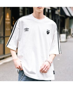【ロッキーモンロー/Rocky Monroe】のUMBRO 別注コラボ オーバーサイズサイドライントラックロゴTシャツ 人気、トレンドファッション・服の通販 founy(ファニー) ファッション Fashion レディースファッション Fashion for Women トップス・カットソー Cut & Sew Tops シャツ・ブラウス・オフィスカジュアル Elegant Blouses & Button-Ups ロングTシャツ・Tシャツ Longline T-Shirts & Tees アウトドア Outdoor Clothing コラボ Collaboration, Collab シンプル Simple, Minimal スポーツ Sports, Activewear トレンド Trend, Trending Now バランス Balance, Style Balance 別注 Limited Edition, Custom Order メンズ Men's, Menswear リラックス Relax, Relaxed Fit ワイド Wide, Wide Fit 再入荷 Restock / Back in Stock おすすめ Recommended / Our Picks |ID:prp329100004554856