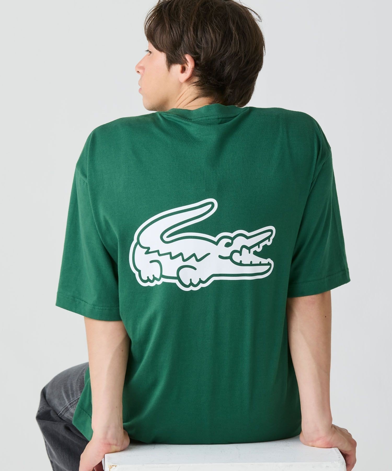 【ラコステ/LACOSTE / MEN】の【オンライン限定】LACOSTE オーバーサイズ バック プリント Tシャツ インテリア・キッズ・メンズ・レディースファッション・服の通販 founy(ファニー) 　ファッション　Fashion　メンズファッション　Fashion for Men　春　Spring　コンパクト　Compact, Small Size　スウェット / スエット　Sweatshirt, Sweatwear　ダウン　Down, Puffer　トレンド　Trend, Trending Now　ビッグ　Big, Oversized　フェミニン　Feminine, Girly　プリント　Print, Printed Pattern　ラバー　Rubber, Rubber Sole　リラックス　Relax, Relaxed Fit　ルーズ　Loose, Oversized　S/S・春夏　SS, Spring/Summer, Warm Season　おすすめ　Recommended / Our Picks　夏　Summer　2025年　2025　2025春夏・S/S　Spring/Summer 2025 SS25　ダークグリーン|ID: prp329100004554899 ipo3291000000032607834