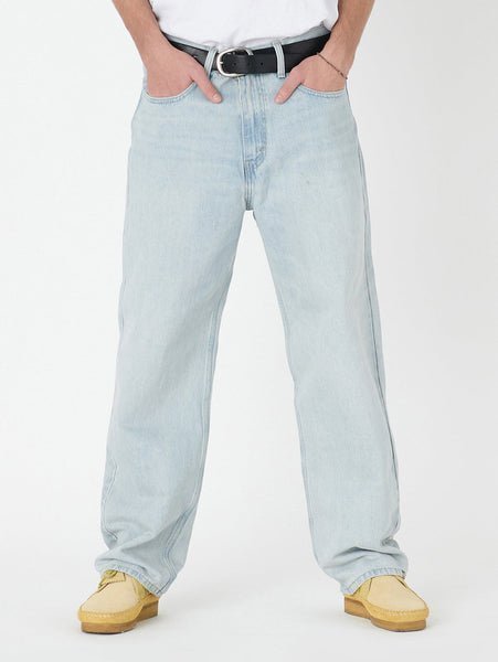【リーバイス/Levis / MEN】のSILVERTAB(TM) ルーズフィット ライトインディゴ インテリア・キッズ・メンズ・レディースファッション・服の通販 founy(ファニー) 　ファッション　Fashion　メンズファッション　Fashion for Men　2024年　2024　2024春夏・S/S　Spring/Summer 2024 SS24　コレクション　Collection, Seasonal Line　シルバー　Silver, Metallic Silver　ジーンズ　Jeans, Denim Pants　リラックス　Relax, Relaxed Fit　ルーズ　Loose, Oversized　ワイド　Wide, Wide Fit　人気　Popular, Best Seller　Light Indigo - Worn In|ID: prp329100004554938 ipo3291000000032788063