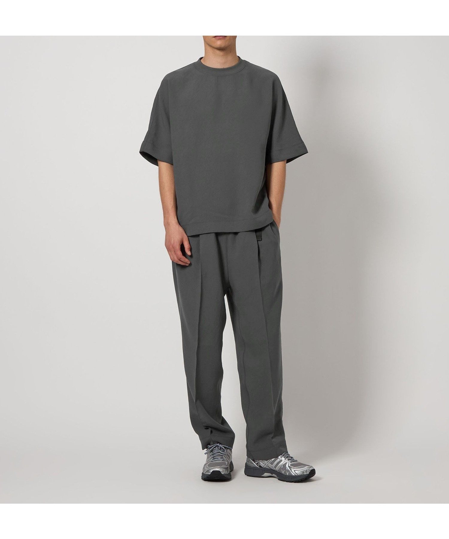【ユナイテッドアローズ/UNITED ARROWS / MEN】のD.O UNITED ARROWS BY DAISUKE OBANA I BELT CR 1P PANTS/パンツ インテリア・キッズ・メンズ・レディースファッション・服の通販 founy(ファニー) 　ファッション　Fashion　メンズファッション　Men's Style Online　ボトムス　Bottoms/Men　エレガント 上品　Elegant　コレクション　Collection　ジャケット　Jacket　スラックス　Slacks　セットアップ　Set Up　定番　Standard　プリーツ　Pleats　ポケット　Pocket　ポロシャツ　Polo Shirt　ルーズ　Loose　おすすめ　Recommend　MD.GRAY|ID: prp329100004554966 ipo3291000000032691386