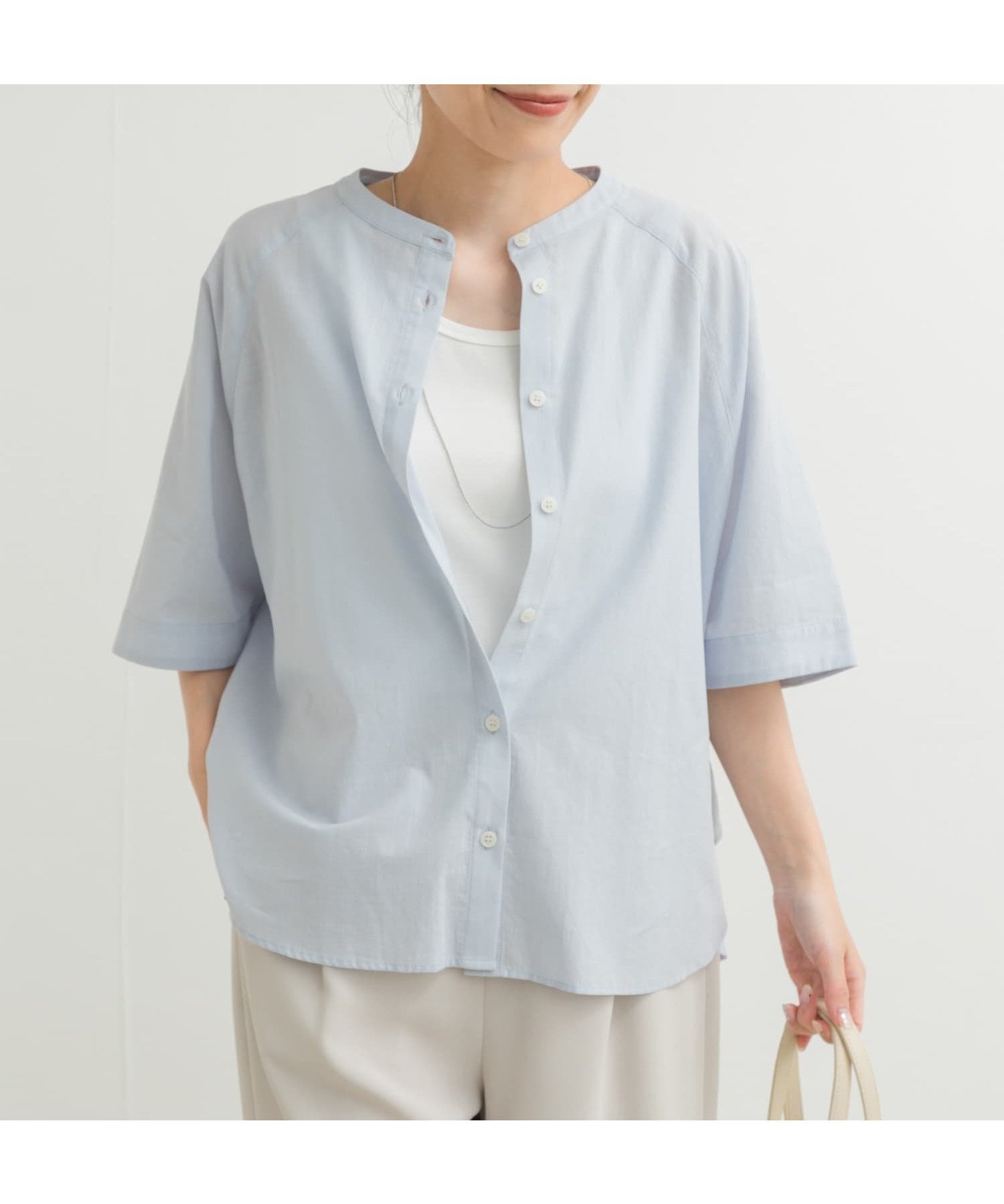 【アーバンリサーチ ドアーズ/URBAN RESEARCH DOORS】のバンドカラーラグランブラウス インテリア・キッズ・メンズ・レディースファッション・服の通販 founy(ファニー) 　ファッション　Fashion　レディースファッション　Ladies' Fashion Online　トップス・カットソー　Tops/Tshirt　シャツ/ブラウス　Shirts/Blouses　2025年　2025　2025春夏・S/S　Ss,Spring/Summer,2025　ギャザー　Gather　シンプル　Simple　スリーブ　Sleeve　ヨーク　Yoke　夏　Summer　S/S・春夏　Ss・Spring/Summer　BLUE|ID: prp329100004555100 ipo3291000000032626997