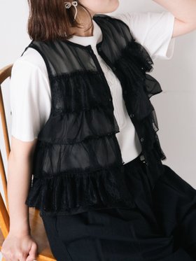 【サマンサモスモス/Samansa Mos2】の異素材フリルベスト 人気、トレンドファッション・服の通販 founy(ファニー) ファッション Fashion レディースファッション Fashion for Women アウター Coat / Outerwear Collection トップス・カットソー Cut & Sew Tops ベスト&ジレ / 重ね着スタイル Vests & Gilets シアー Sheer, See-Through シンプル Simple, Minimal フリル Frill, Ruffle ベスト Vest, Waistcoat エレガント 上品 Elegant |ID:prp329100004555248