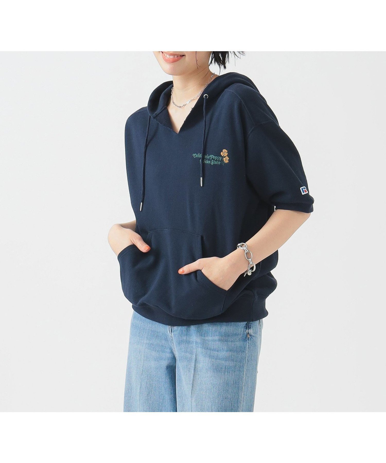 【ビーミングライフストアバイビームス/B:MING LIFE STORE by BEAMS】の【5/15再値下げ】【別注】RUSSELL ATHLETIC / プリント フーディー 25SS インテリア・キッズ・メンズ・レディースファッション・服の通販 founy(ファニー) 　ファッション　Fashion　レディースファッション　WOMEN　2025年　2025　2025春夏・S/S　Ss,Spring/Summer,2025　シンプル　Simple　バランス　Balance　フィット　Fit　プリント　Print　ワンポイント　One Point　別注　Special Order　半袖　Short Sleeve　長袖　Long Sleeve　MID_NIGHT|ID: prp329100004555338 ipo3291000000032195541