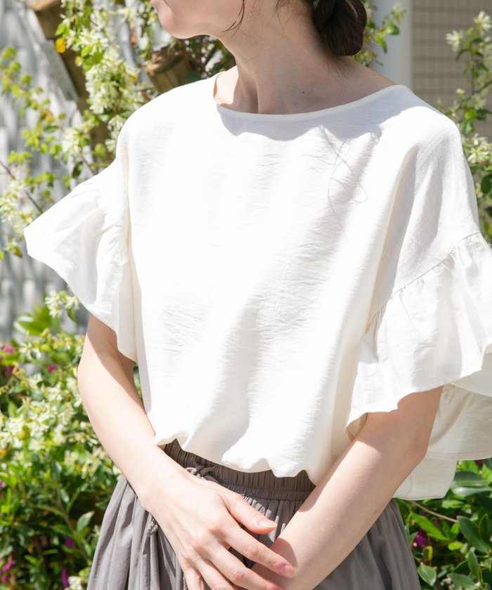 【その他のブランド/Other】の袖フリルブラウス インテリア・キッズ・メンズ・レディースファッション・服の通販 founy(ファニー) https://founy.com/ ファッション Fashion レディースファッション Fashion for Women トップス・カットソー Cut & Sew Tops シャツ・ブラウス・オフィスカジュアル Elegant Blouses & Button-Ups 2025年 2025 2025春夏・S/S Spring/Summer 2025 SS25 とろみ Fluid, Flowy Fabric スリーブ Sleeve, Long Sleeve / Short Sleeve フリル Frill, Ruffle ベーシック Basic, Essential ボトム Bottoms, Lower Wear エレガント 上品 Elegant 夏 Summer S/S・春夏 SS, Spring/Summer, Warm Season |ID: prp329100004555776 ipo3291000000033039554