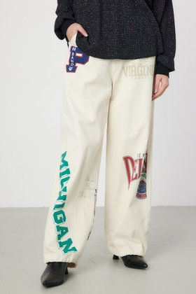 【ロデオクラウンズワイドボウル/RODEO CROWNS WIDE BOWL】のCollege Print パンツ 人気、トレンドファッション・服の通販 founy(ファニー) ファッション Fashion レディースファッション Fashion for Women パンツ Pants & Trousers おすすめ Recommended / Our Picks ガーリー Girly, Feminine Style シンプル Simple, Minimal ツイル Twist, Twisted Detail プリント Print, Printed Pattern ポケット Pocket, Pocket Detail |ID:prp329100004555848