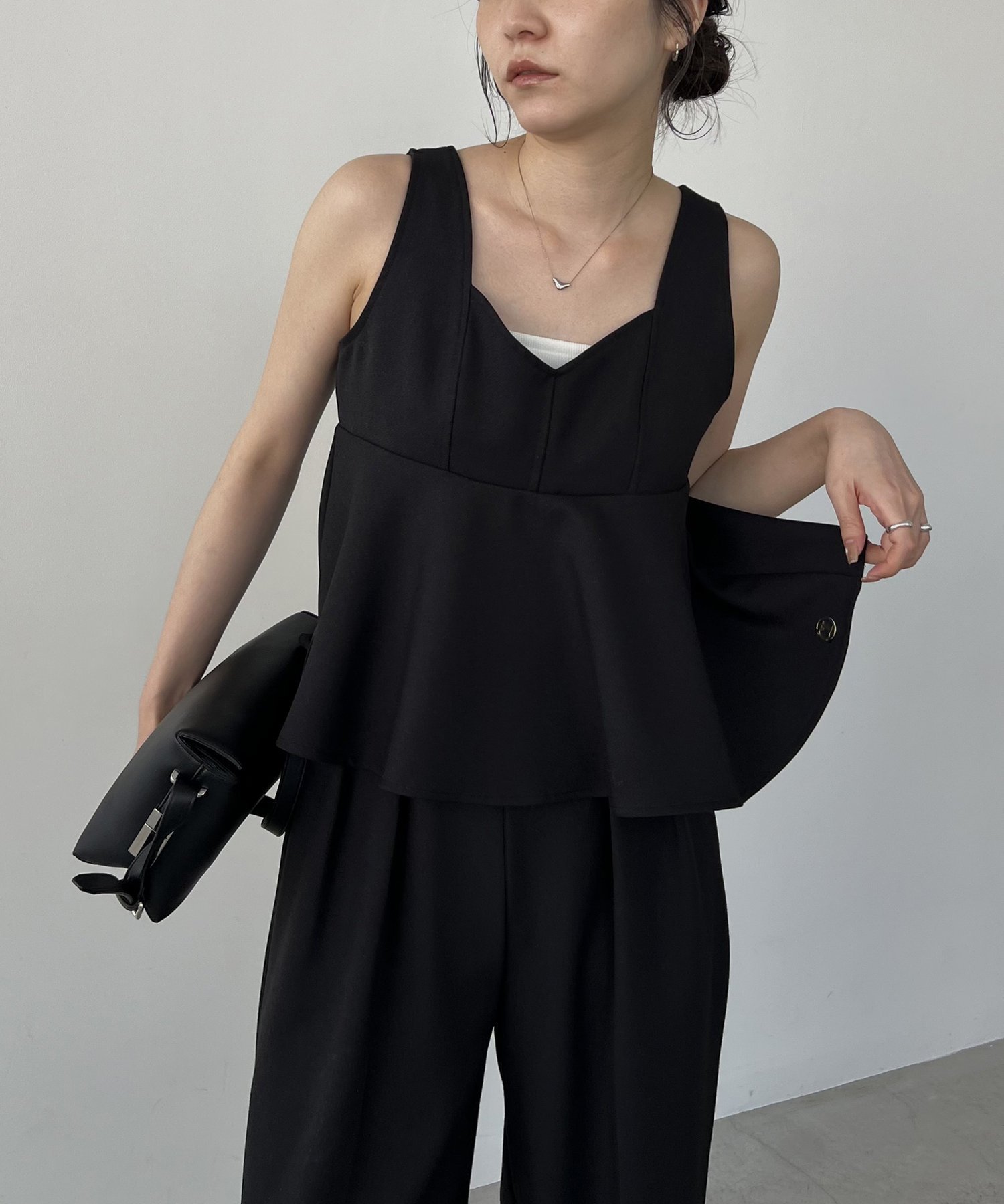 【カプリシューレマージュ/CAPRICIEUX LEMAGE】の【C.L】【セットアップ対応】ペプラムトップス インテリア・キッズ・メンズ・レディースファッション・服の通販 founy(ファニー) 　ファッション　Fashion　レディースファッション　Ladies' Fashion Online　トップス・カットソー　Tops/Tshirt　セットアップ　Setup　トップス　Tops　インナー　Inner　キャミ　Cami　切替　Switching　シアー　Sheer　ジャケット　Jacket　セットアップ　Set Up　タンク　Tank　フレア　Flare　ペプラム　Peplum　レース　Race　おすすめ　Recommend　夏　Summer　セレモニー　Ceremony　ブラック|ID: prp329100004555872 ipo3291000000032660600