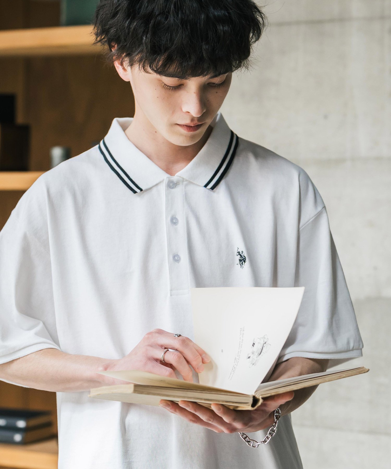 【ロッキーモンロー/Rocky Monroe】のU.S. POLO ASSN. 別注コラボワンポイントロゴ刺繍天竺ポロシャツ インテリア・キッズ・メンズ・レディースファッション・服の通販 founy(ファニー) 　ファッション　Fashion　レディースファッション　WOMEN　トップス・カットソー　Tops/Tshirt　シャツ/ブラウス　Shirts/Blouses　ポロシャツ　Polo Shirts　シンプル　Simple　スポーツ　Sports　スリット　Slit　バランス　Balance　ポロシャツ　Polo Shirt　別注　Special Order　メンズ　Mens　リラックス　Relax　ワイド　Wide　再入荷　Restock/Back In Stock/Re Arrival　おすすめ　Recommend　ホワイト|ID: prp329100004555945 ipo3291000000032200298