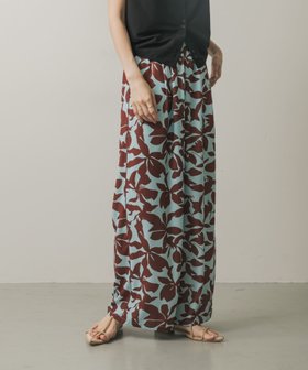【センスオブプレイス/SENSE OF PLACE by URBAN RESEARCH】のリーフプリントイージーパンツ 人気、トレンドファッション・服の通販 founy(ファニー) ファッション Fashion レディースファッション Fashion for Women パンツ Pants & Trousers 2025年 2025 2025春夏・S/S Spring/Summer 2025 SS25 リーフ Leaf, Botanical Leaf エレガント 上品 Elegant 夏 Summer S/S・春夏 SS, Spring/Summer, Warm Season |ID:prp329100004556056