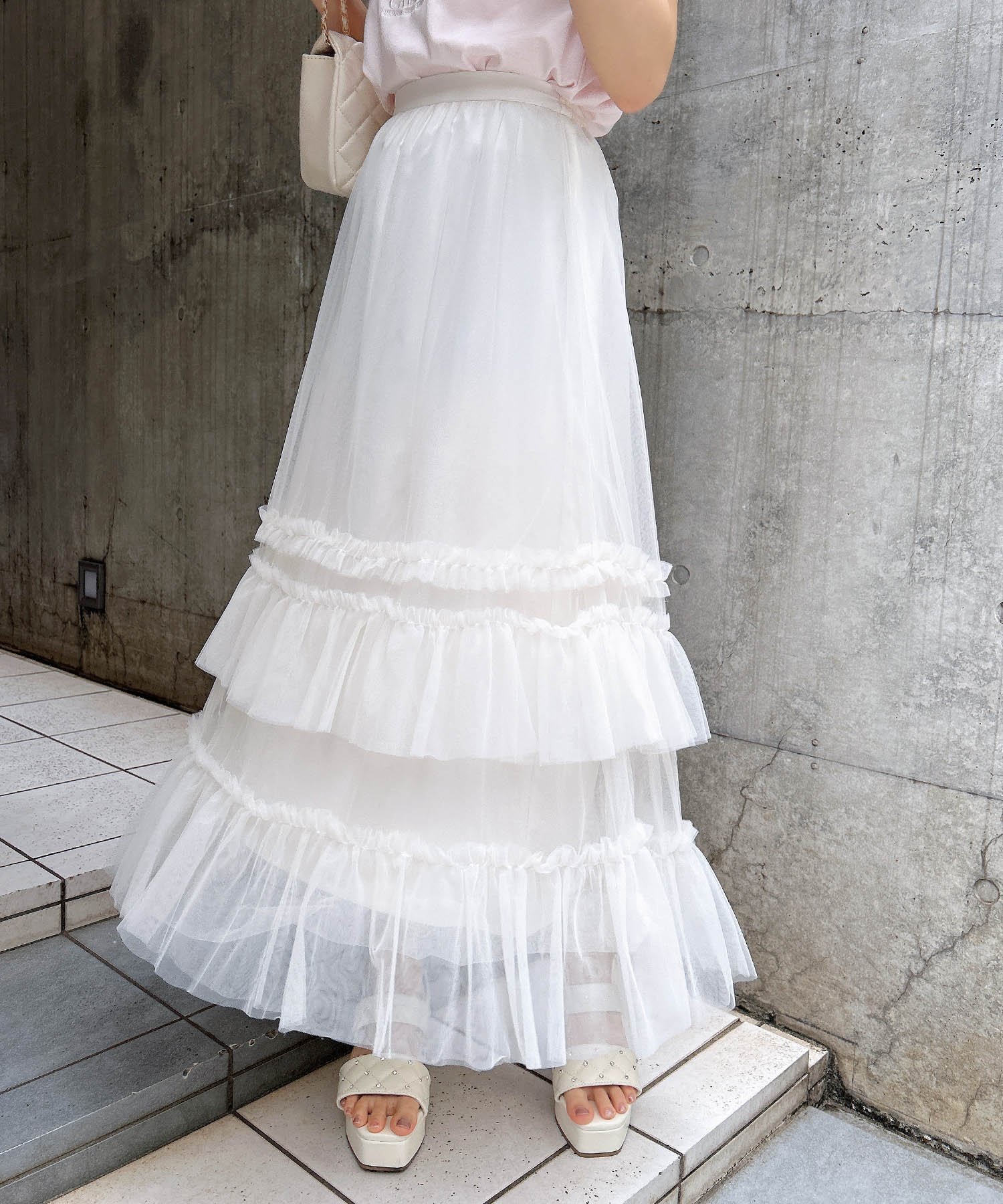 【イング/INGNI】のチュールフリルスカート(セットアップ対応) 人気、トレンドファッション・服の通販 founy(ファニー) 　ファッション　Fashion　レディースファッション　Fashion for Women　セットアップ　Matching Sets　スカート・ミニ/ミディ/マキシ　Skirts / Mini, Midi & Maxi Skirts　ガーリー　Girly, Feminine Style　ショート　Short, Short Length　シンプル　Simple, Minimal　スウェット / スエット　Sweatshirt, Sweatwear　スマホ　Smartphone, Mobile Device　セットアップ　Set-Up, Coordinated Outfit　ダウン　Down, Puffer　チュール　Tulip, Tulip Motif　フェミニン　Feminine, Girly　フリル　Frill, Ruffle　フレア　Flare, Flared　無地　Plain, Solid Color　リボン　Ribbon, Bow　ロング　Long, Long-Length　楽ちん　Easy Fit, Comfortable　エレガント 上品　Elegant　 other-1|ID: prp329100004556210 ipo3291000000032760631