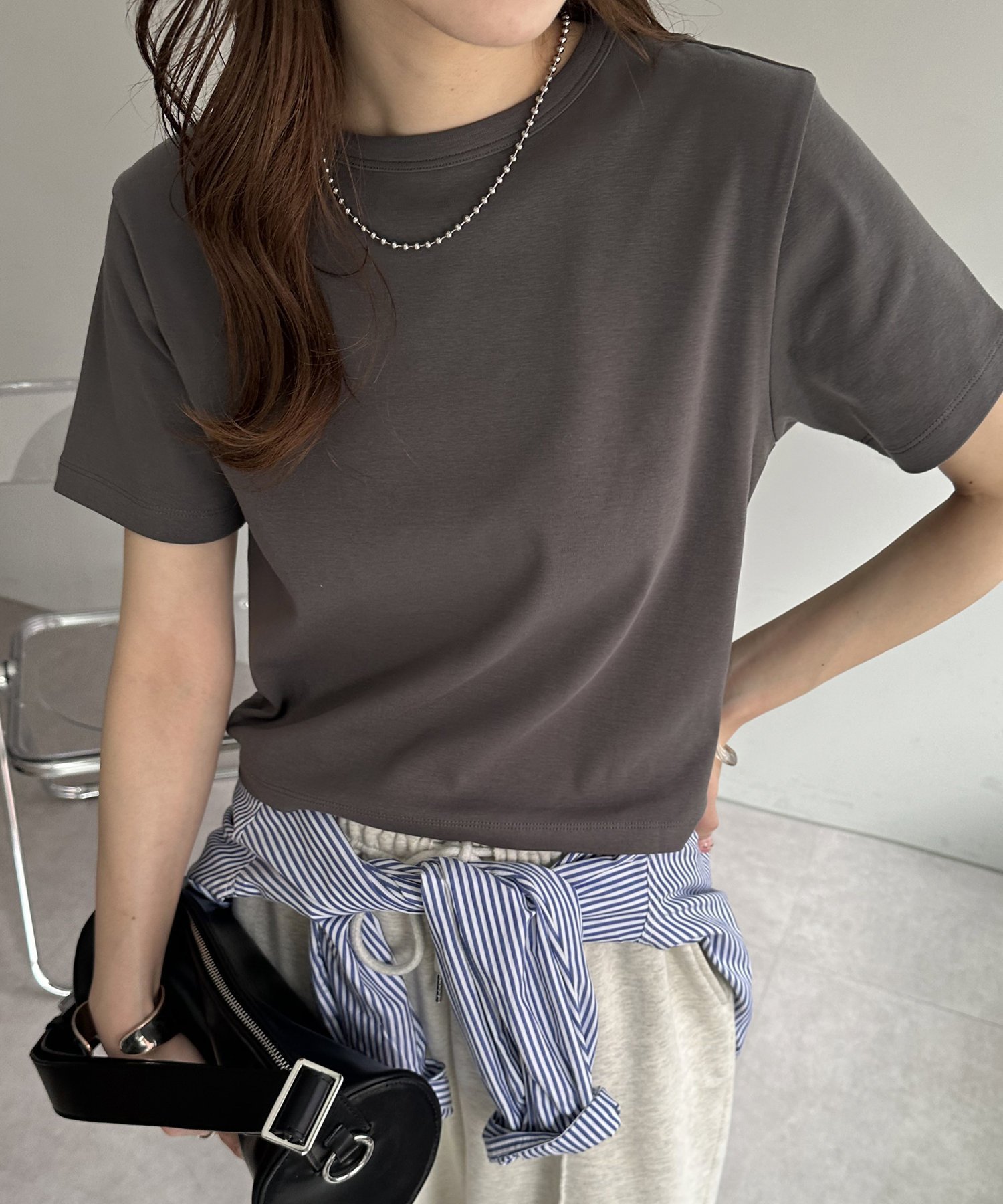 【ディスコート/Discoat】のコンパクトTシャツ インテリア・キッズ・メンズ・レディースファッション・服の通販 founy(ファニー) 　ファッション　Fashion　レディースファッション　WOMEN　トップス・カットソー　Tops/Tshirt　シャツ/ブラウス　Shirts/Blouses　ロング / Tシャツ　T-Shirts　コンパクト　Compact　シンプル　Simple　ストレッチ　Stretch　フィット　Fit　エレガント 上品　Elegant　チャコールグレー|ID: prp329100004556372 ipo3291000000032293884