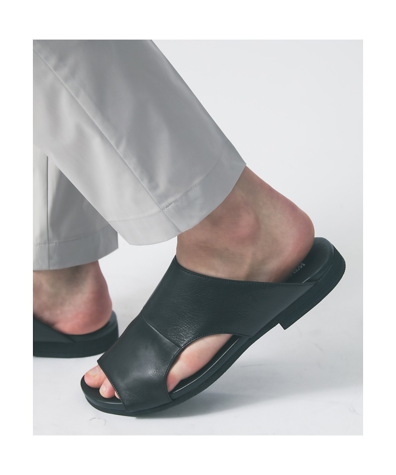 【アルフレッド バニスター/alfredoBANNISTER / MEN】の【WRAP SHOES】レザーサイドキャビティ スライド サンダル 人気、トレンドファッション・服の通販 founy(ファニー) 　ファッション　Fashion　メンズファッション　Fashion for Men　シューズ・靴　Shoes　サンダル　Sandals　くるぶし　Ankle-Length　クッション　Cushion, Throw Pillow　サンダル　Sandals, Summer Shoes　スキニー　Skinny, Slim Fit　スニーカー　Sneakers, Trainers　スラックス　Slacks, Dress Pants　ソックス　Socks, Hosiery　フィット　Fit, Slim Fit　ラバー　Rubber, Rubber Sole　リラックス　Relax, Relaxed Fit　ワイド　Wide, Wide Fit　エレガント 上品　Elegant　 other-1|ID: prp329100004556460 ipo3291000000032764320