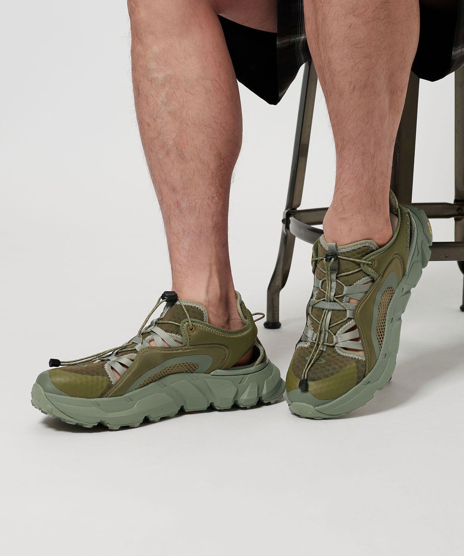 【ビューティ&ユース ユナイテッドアローズ/BEAUTY&YOUTH / UNITED ARROWS / MEN】のOAKLEY アクアテラ ハイブリッド サンダル インテリア・キッズ・メンズ・レディースファッション・服の通販 founy(ファニー) 　ファッション　Fashion　メンズファッション　MEN　アウトドア　Outdoor　カリフォルニア　California　サングラス　Sunglasses　サンダル　Sandals　スポーツ　Sports　スラックス　Slacks　セットアップ　Set Up　人気　Popularity　メッシュ　Mesh　OLIVE|ID: prp329100004556548 ipo3291000000032205992