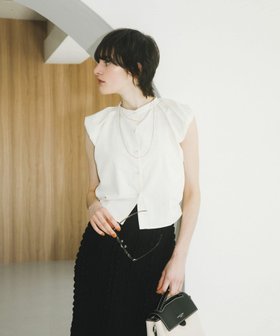 【アーバンリサーチ ロッソ/URBAN RESEARCH ROSSO】のパフスリーブブラウス 人気、トレンドファッション・服の通販 founy(ファニー) ファッション Fashion レディースファッション Fashion for Women トップス・カットソー Cut & Sew Tops シャツ・ブラウス・オフィスカジュアル Elegant Blouses & Button-Ups 2025年 2025 2025春夏・S/S Spring/Summer 2025 SS25 コンパクト Compact, Small Size シンプル Simple, Minimal スリーブ Sleeve, Long Sleeve / Short Sleeve バルーン Balloon, Balloon Silhouette フォルム Silhouette, Form ボトム Bottoms, Lower Wear ワッシャー Washer, Crinkled Finish 今季 This Season, Current Season 夏 Summer S/S・春夏 SS, Spring/Summer, Warm Season |ID:prp329100004556606