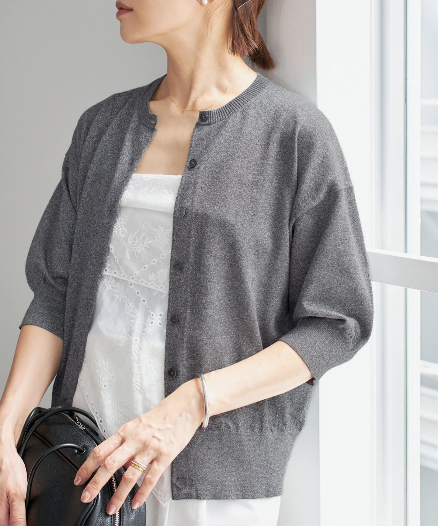 【イエナ/IENA】の《追加3》LEVITAクルーカーディガン インテリア・キッズ・メンズ・レディースファッション・服の通販 founy(ファニー) 　ファッション　Fashion　レディースファッション　Fashion for Women　トップス・カットソー　Cut & Sew Tops　カーディガン・羽織り　Layered Style Cardigans　カーディガン　Cardigan, Knitwear　シルバー|ID: prp329100004556634 ipo3291000000033572011