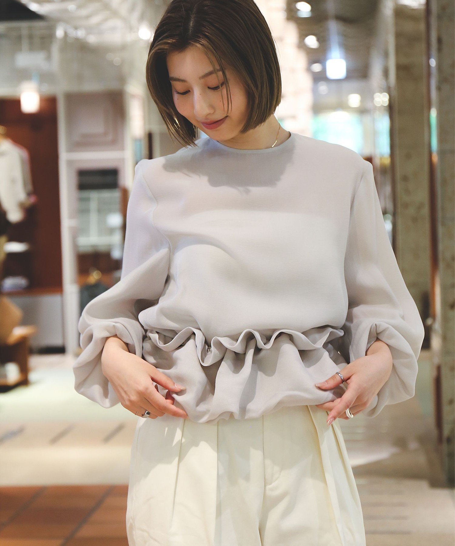 【デミルクス ビームス/Demi-Luxe BEAMS】の【6/5新規値下げ】マルチウェイ シアー ブラウス インテリア・キッズ・メンズ・レディースファッション・服の通販 founy(ファニー) 　ファッション　Fashion　レディースファッション　Fashion for Women　トップス・カットソー　Cut & Sew Tops　シャツ・ブラウス・オフィスカジュアル　Elegant Blouses & Button-Ups　シアー　Sheer, See-Through　シンプル　Simple, Minimal　スリーブ　Sleeve, Long Sleeve / Short Sleeve　バランス　Balance, Style Balance　ファブリック　Fabric, Textile　フェミニン　Feminine, Girly　フリル　Frill, Ruffle　ペプラム　Peplum, Flared Hem　おすすめ　Recommended / Our Picks　エレガント 上品　Elegant　SILVER|ID: prp329100004556696 ipo3291000000033163849
