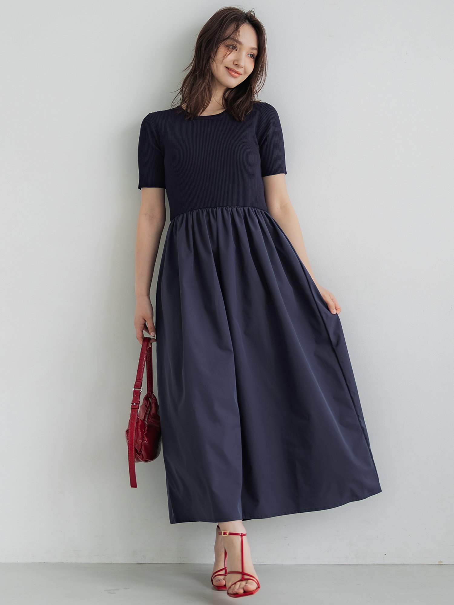 【コカ/COCA】のクルーネックサマーニットウエストドッキングワンピース インテリア・キッズ・メンズ・レディースファッション・服の通販 founy(ファニー) 　ファッション　Fashion　レディースファッション　Fashion for Women　ワンピース　Dresses　カーディガン　Cardigan, Knitwear　ギャザー　Gathered, Ruffled　ドッキング　Docking, Mixed Material　ベーシック　Basic, Essential　ポケット　Pocket, Pocket Detail　Navy|ID: prp329100004557104 ipo3291000000033911769