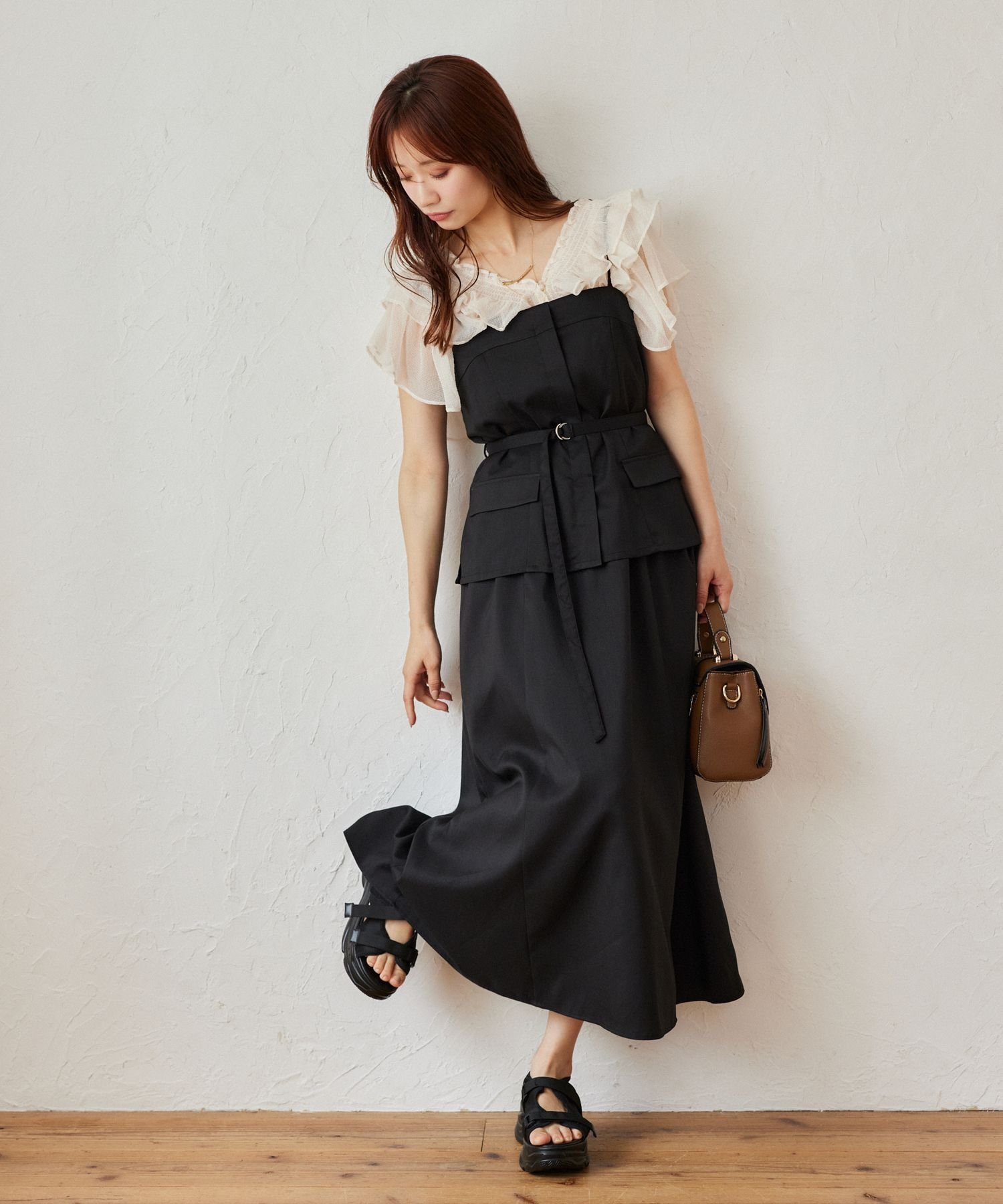 【ミスティ ウーマン/mysty woman】のセットアップライクキャミワンピース インテリア・キッズ・メンズ・レディースファッション・服の通販 founy(ファニー) 　ファッション　Fashion　レディースファッション　Ladies' Fashion Online　ワンピース　Dress　キャミワンピース　No Sleeve Dresses　おすすめ　Recommend　カーディガン　Cardigan　キャミワンピース　Cami Dress　セットアップ　Set Up　フレア　Flare　冬　Winter　春　Spring　ブラック09|ID: prp329100004557109 ipo3291000000032640964