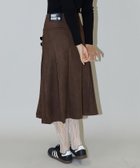 【フリークスストア/FREAK'S STORE】のフェイクスエード ダブルベルト ローライズ プリーツスカート 限定展開 ブラウン|ID: prp329100004557359 ipo3291000000032679278