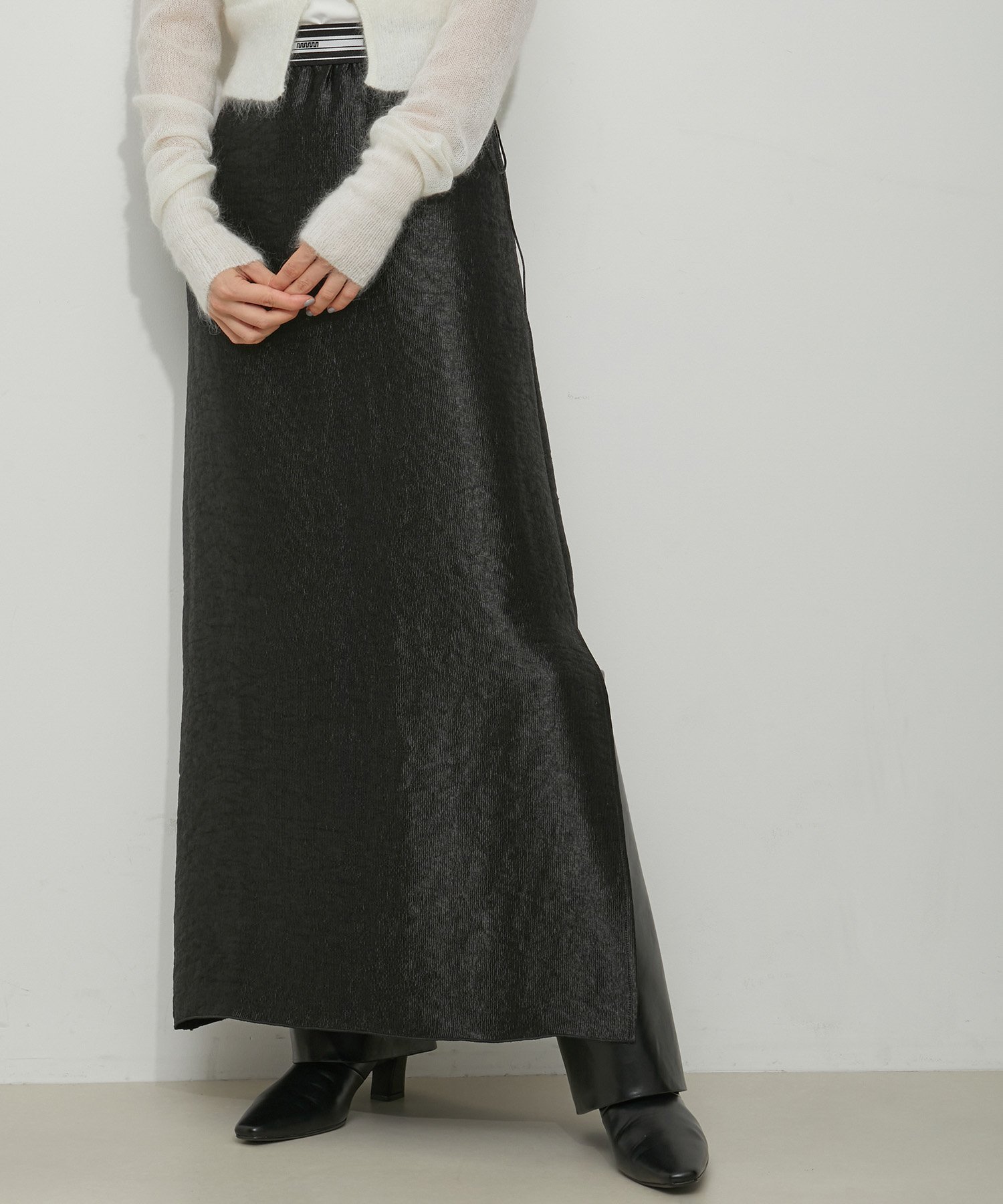【アダム エ ロペ/ADAM ET ROPE'】のシャイニースカート 人気、トレンドファッション・服の通販 founy(ファニー) 　ファッション　Fashion　レディースファッション　WOMEN　スカート　Skirt　2025年　2025　スウェット　Sweat　スポーティ　Sporty　ポケット　Pocket　モチーフ　Motif　モヘヤ　Mohair　リボン　Ribbon　リラックス　Relax　エレガント 上品　Elegant　A/W・秋冬　Aw・Autumn/Winter・Fw・Fall-Winter　 other-1|ID: prp329100004557374 ipo3291000000032417695
