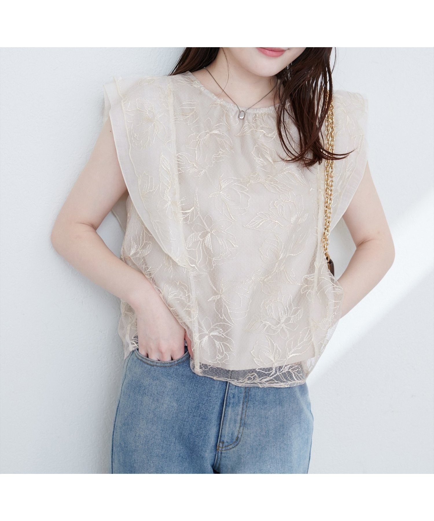 【ナチュラルクチュール/natural couture】の刺繍レースラッフルスリーブブラウス 人気、トレンドファッション・服の通販 founy(ファニー) 　ファッション　Fashion　レディースファッション　WOMEN　トップス・カットソー　Tops/Tshirt　シャツ/ブラウス　Shirts/Blouses　2025年　2025　2025春夏・S/S　Ss,Spring/Summer,2025　アクセサリー　Accessories　エレガント 上品　Elegant　オーガンジー　Organdy　シアー　Sheer　セットアップ　Set Up　タイトスカート　Tight Skirt　デニム　Denim　フェミニン　Feminine　フレア　Flare　リラックス　Relax　ワイド　Wide　 other-1|ID: prp329100004557679 ipo3291000000032218125