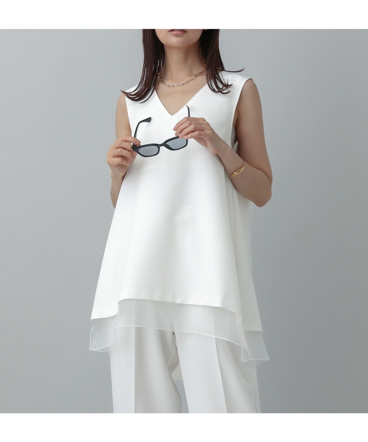 【グローバルワーク/GLOBAL WORK】のVネックノースリーブチュニック/MATINEE LINE/327902 人気、トレンドファッション・服の通販 founy(ファニー) 　ファッション　Fashion　レディースファッション　Fashion for Women　トップス・カットソー　Cut & Sew Tops　キャミソール&ノースリーブ　Camisoles & Sleeveless Tops　Vネックトップス　V-Neck Tops / V-Cut Neckline Shirts　オーガンジー　Organza Fabric　ストレッチ　Stretch, Stretchy Fabric　セットアップ　Set-Up, Coordinated Outfit　チュニック　Tunic, Long Top　ノースリーブ　Sleeveless, No-Sleeve　ボトム　Bottoms, Lower Wear　 other-1|ID: prp329100004557739 ipo3291000000033389849