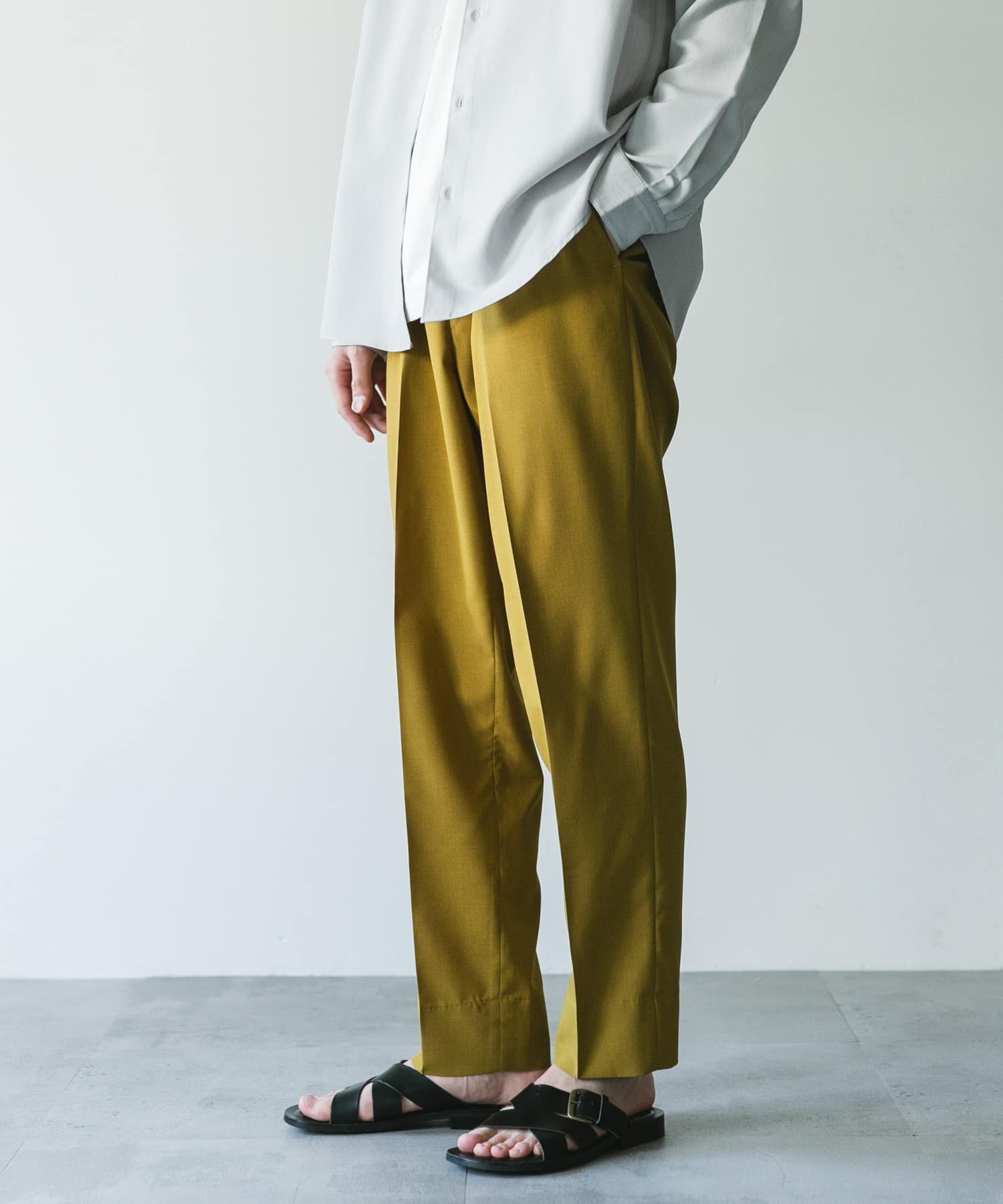 【アーバンリサーチ ドアーズ/URBAN RESEARCH DOORS / MEN】の『吸水速乾/接触冷感/防シワ』『一部WEB限定』UTILITY EASY イージートラウザー インテリア・キッズ・メンズ・レディースファッション・服の通販 founy(ファニー) 　ファッション　Fashion　メンズファッション　Men's Style Online　ウォッシャブル　Washable　カットソー　Cut And Sew　カーディガン　Cardigan　吸水　Water Absorption　サンダル　Sandals　ジャケット　Jacket　スニーカー　Sneakers　センター　Center　テーパード　Tapered　定番　Standard　S/S・春夏　Ss・Spring/Summer　おすすめ　Recommend　夏　Summer　2025年　2025　2025春夏・S/S　Ss,Spring/Summer,2025　YELLOW|ID: prp329100004557742 ipo3291000000032673267