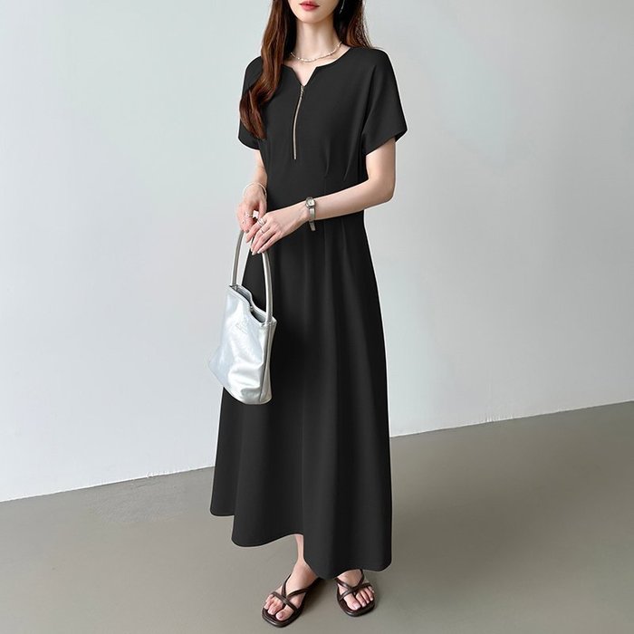 【その他のブランド/Other】のウエストタックワンピース 前後2way ハーフジップ ロング丈 マキシ丈 半袖 インテリア・キッズ・メンズ・レディースファッション・服の通販 founy(ファニー) https://founy.com/ ファッション Fashion レディースファッション Fashion for Women ワンピース Dresses ポケット Pocket, Pocket Detail マキシ Maxi, Full Length ラウンド Round, Round Neck ロング Long, Long-Length 半袖 Short Sleeve, Half Sleeve |ID: prp329100004558044 ipo3291000000032552606