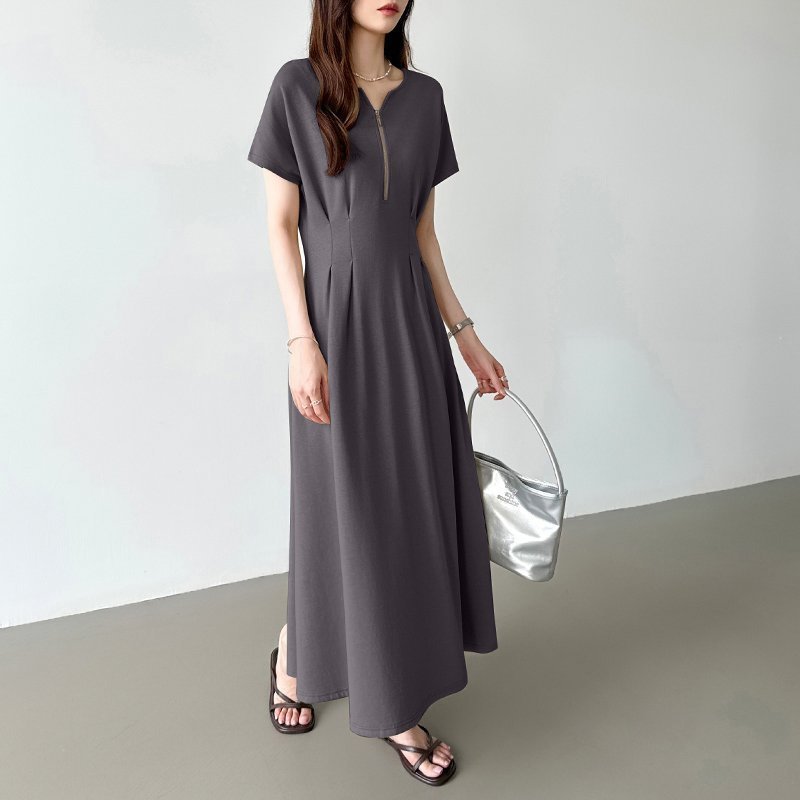 【その他のブランド/Other】のウエストタックワンピース 前後2way ハーフジップ ロング丈 マキシ丈 半袖 インテリア・キッズ・メンズ・レディースファッション・服の通販 founy(ファニー) 　ファッション　Fashion　レディースファッション　Fashion for Women　ワンピース　Dresses　ポケット　Pocket, Pocket Detail　マキシ　Maxi, Full Length　ラウンド　Round, Round Neck　ロング　Long, Long-Length　半袖　Short Sleeve, Half Sleeve　ダークグレー|ID: prp329100004558044 ipo3291000000032552612