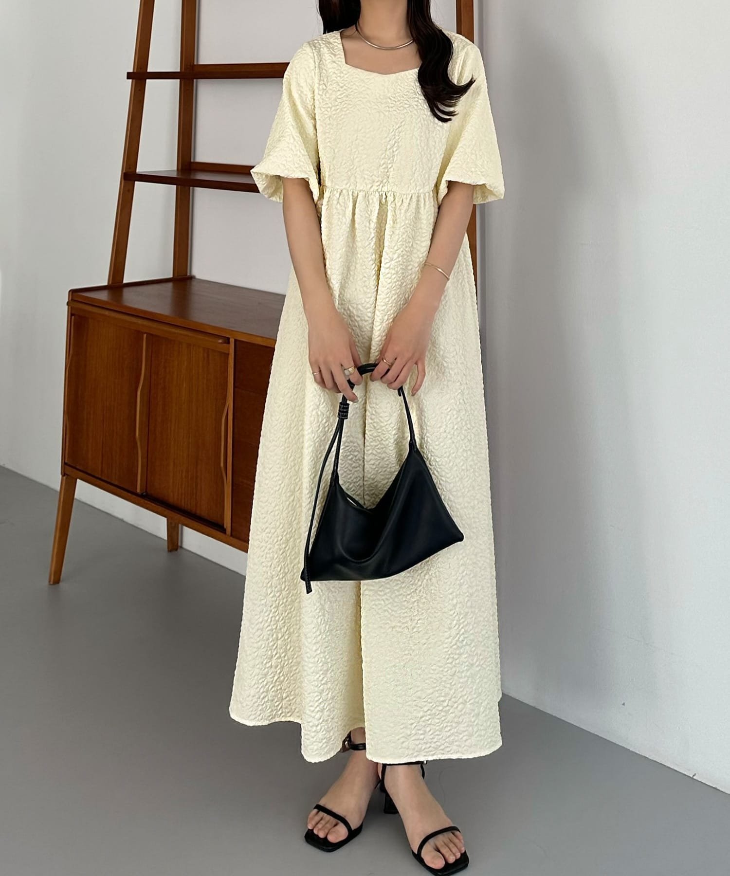 【ジュノア/JUNOAH】のcallautia フレアワンピース インテリア・キッズ・メンズ・レディースファッション・服の通販 founy(ファニー) 　ファッション　Fashion　レディースファッション　WOMEN　ワンピース　Dress　フレア　Flare　クリーム|ID: prp329100004558161 ipo3291000000032223413
