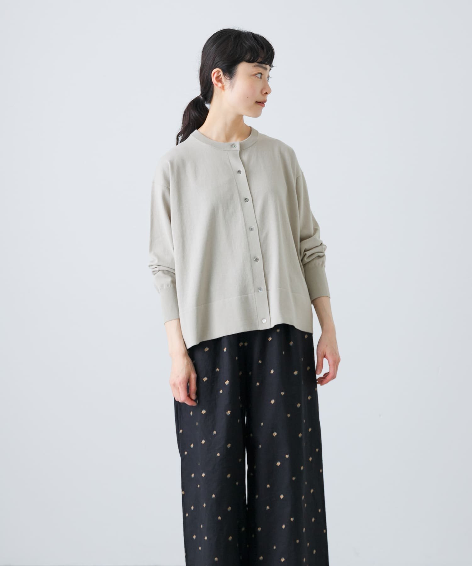 【かぐれ/kagure / URBAN RESEARCH】のハイゲージコットンクルーネックカーディガン 人気、トレンドファッション・服の通販 founy(ファニー) 　ファッション　Fashion　レディースファッション　Fashion for Women　トップス・カットソー　Cut & Sew Tops　カーディガン・羽織り　Layered Style Cardigans　2025年　2025　2025春夏・S/S　Spring/Summer 2025 SS25　おすすめ　Recommended / Our Picks　エレガント 上品　Elegant　夏　Summer　定番　Standard, Basic Item　S/S・春夏　SS, Spring/Summer, Warm Season　 other-1|ID: prp329100004558189 ipo3291000000033836883