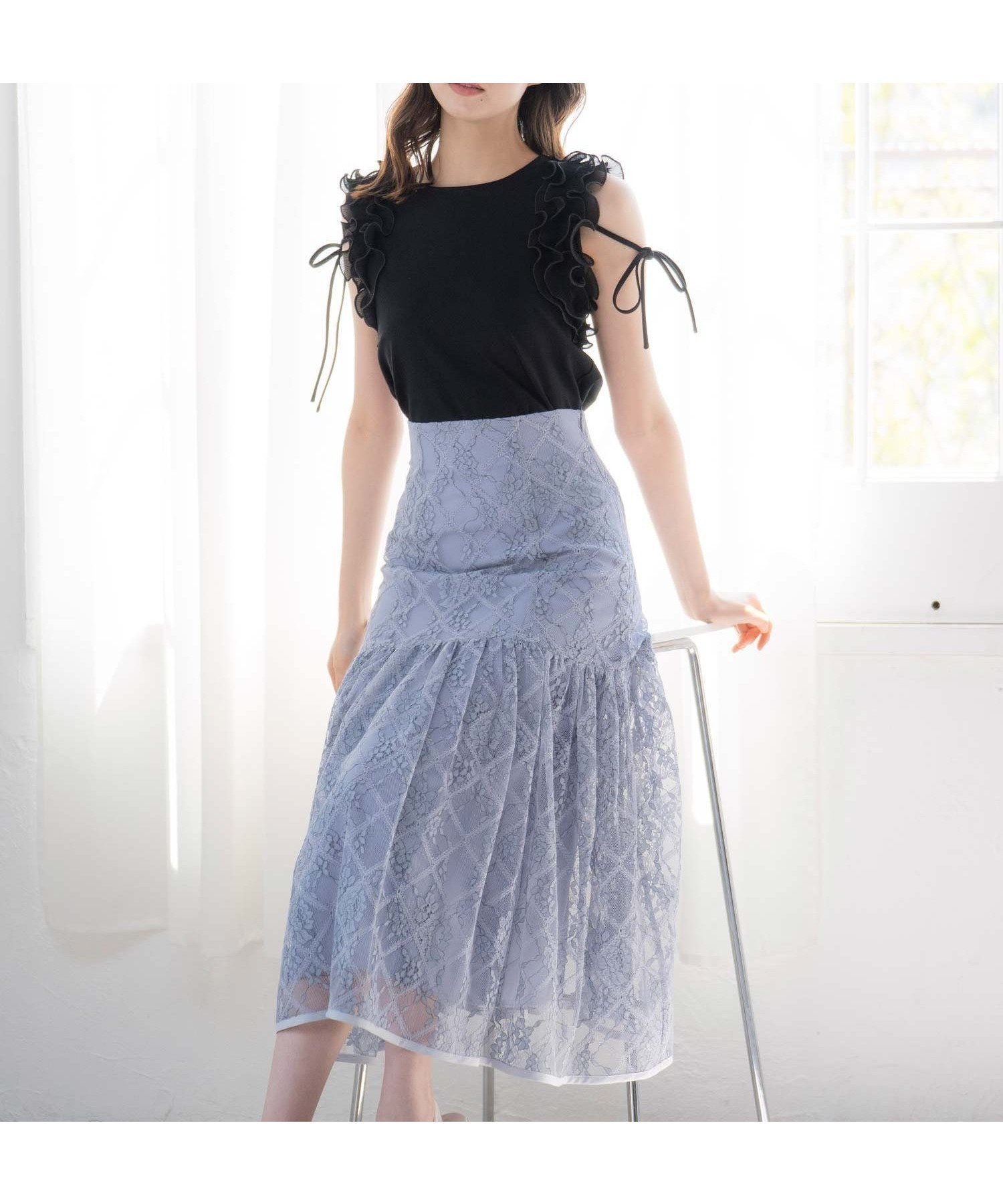 【ノエラ/Noela】の配色チェックレーススカート インテリア・キッズ・メンズ・レディースファッション・服の通販 founy(ファニー) 　ファッション　Fashion　レディースファッション　Fashion for Women　スカート　Skirts　おすすめ　Recommended / Our Picks　セットアップ　Set-Up, Coordinated Outfit　チェック　Check, Plaid, Tartan　トレンド　Trend, Trending Now　ポケット　Pocket, Pocket Detail　レース　Lace, Lace Fabric　無地　Plain, Solid Color　サックス|ID: prp329100004558202 ipo3291000000032750879