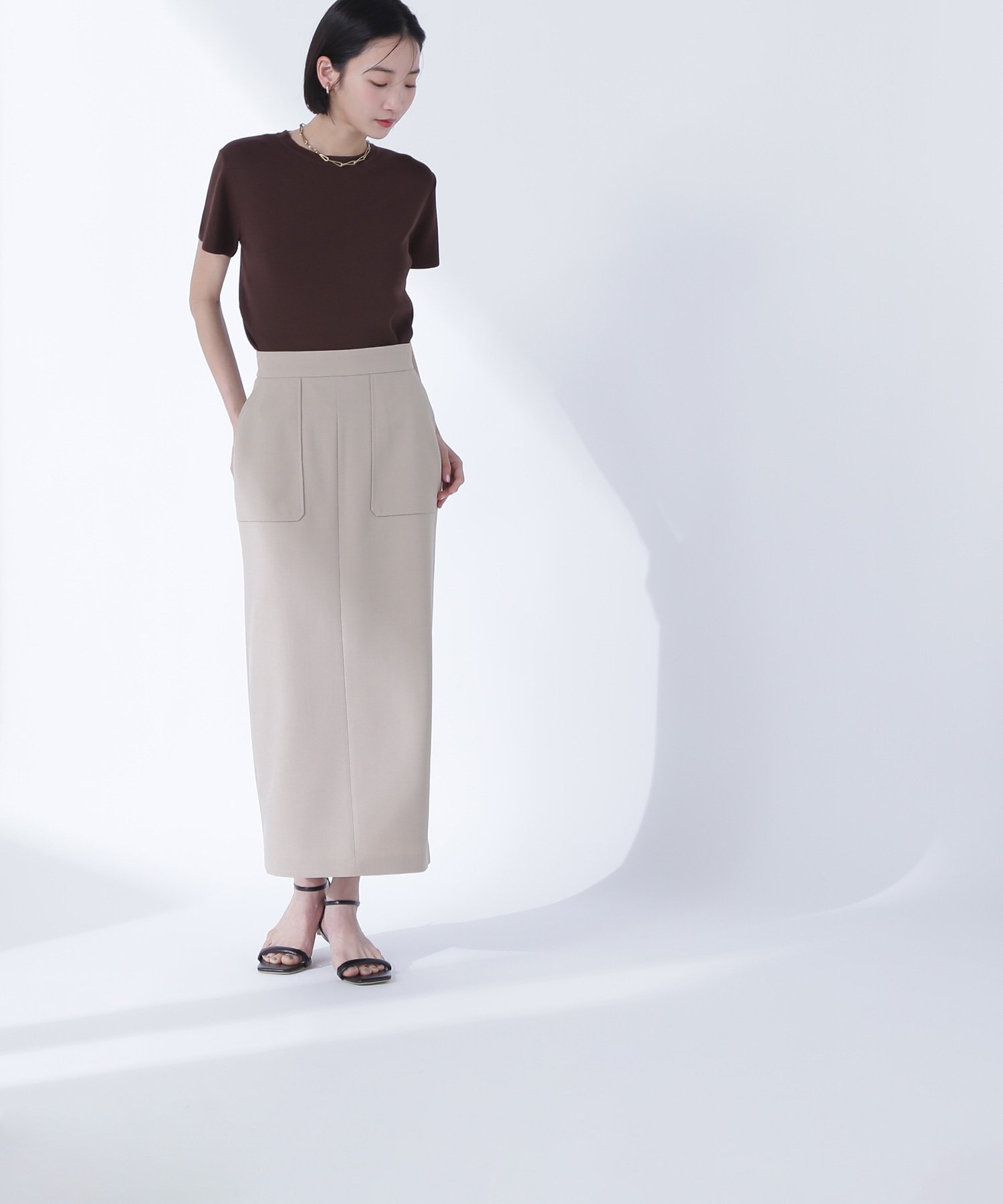 【ナチュラル ビューティー ベーシック/NATURAL BEAUTY BASIC】のリネンライクアウトポケットスカート インテリア・キッズ・メンズ・レディースファッション・服の通販 founy(ファニー) 　ファッション　Fashion　レディースファッション　Fashion for Women　スカート　Skirts　シンプル　Simple, Minimal　ストレート　Straight, Straight Cut　タイトスカート　Pencil Skirt, Tight Skirt　ポケット　Pocket, Pocket Detail　ベージュ|ID: prp329100004558226 ipo3291000000032669655