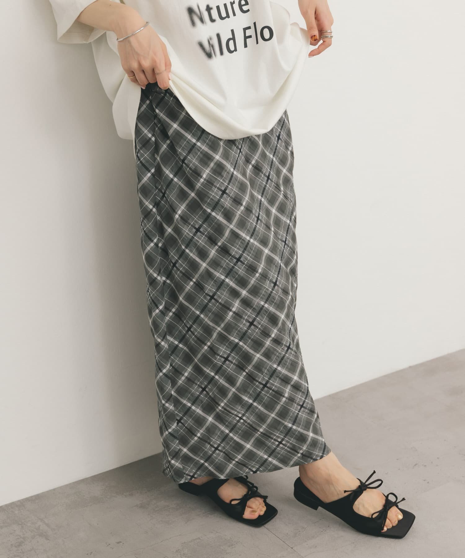 【ケービーエフ/KBF / URBAN RESEARCH】のシアーチェックIラインスカート インテリア・キッズ・メンズ・レディースファッション・服の通販 founy(ファニー) 　ファッション　Fashion　レディースファッション　WOMEN　スカート　Skirt　2025年　2025　2025春夏・S/S　Ss,Spring/Summer,2025　おすすめ　Recommend　ギャザー　Gather　シンプル　Simple　ジャケット　Jacket　チェック　Check　ベーシック　Basic　ループ　Loop　夏　Summer　S/S・春夏　Ss・Spring/Summer　MOSS GRAY|ID: prp329100004558295 ipo3291000000032367918