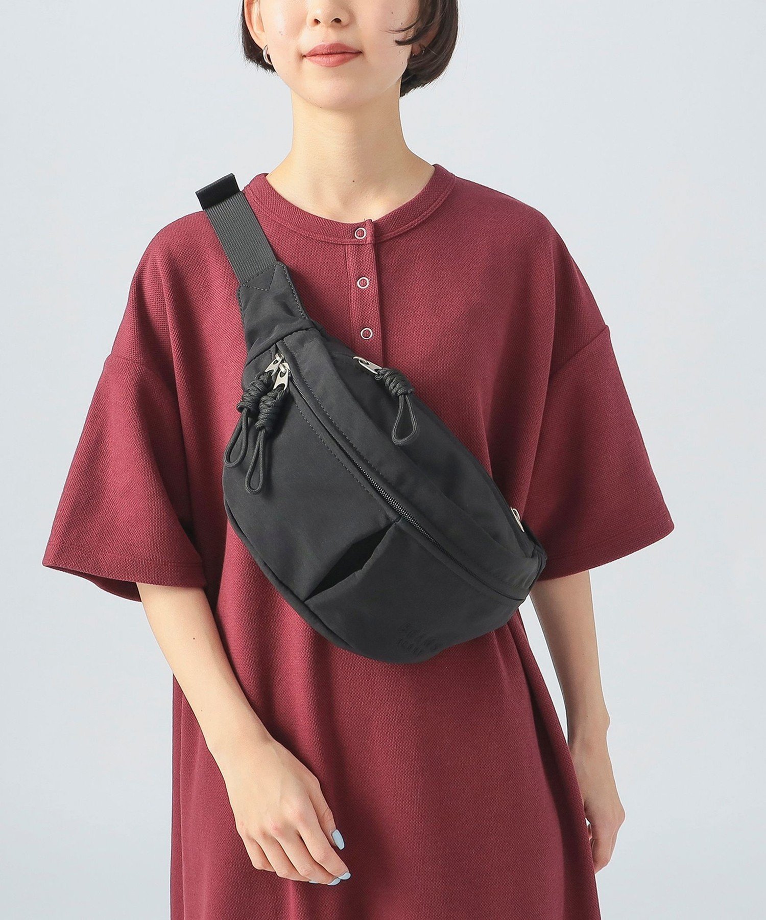 【ビームス ハート/BEAMS HEART】のコード紐 ウエスト ショルダーバッグ (2WAY仕様) レディース インテリア・キッズ・メンズ・レディースファッション・服の通販 founy(ファニー) 　ファッション　Fashion　レディースファッション　Ladies' Fashion Online　アウトドア　Outdoor　コンパクト　Compact　スウェット　Sweat　スタイリッシュ　Stylish　スポーティ　Sporty　スマート　Smart　フォルム　Form　ラップ　Wrap　財布　Wallet　BLACK|ID: prp329100004558400 ipo3291000000032640428