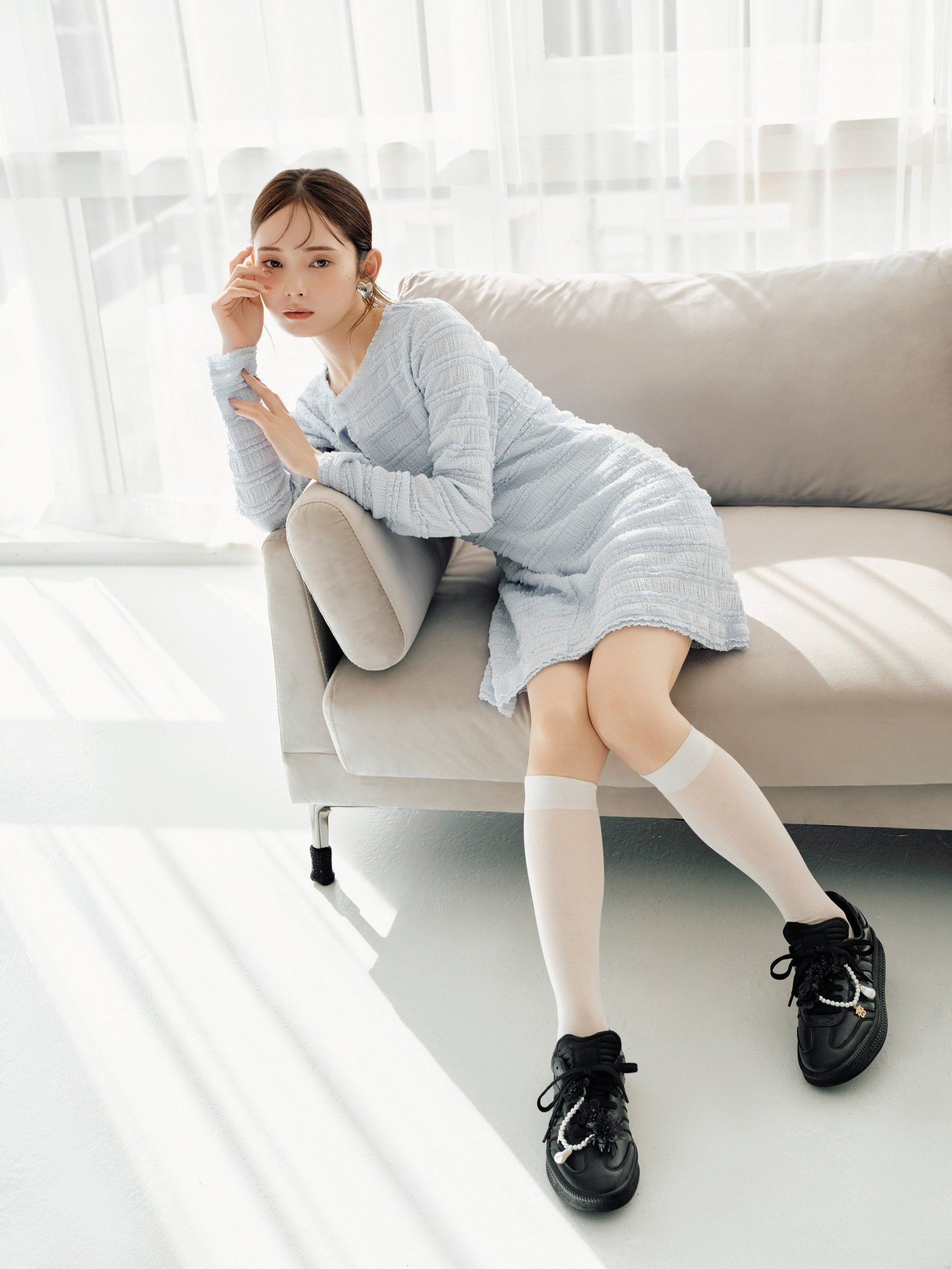 【スナイデル/SNIDEL】のカーデセットカットレースワンピース インテリア・キッズ・メンズ・レディースファッション・服の通販 founy(ファニー) 　ファッション　Fashion　レディースファッション　WOMEN　ワンピース　Dress　カットソー　Cut And Sew　カーディガン　Cardigan　クロップド　Cropped　シンプル　Simple　フィット　Fit　フリル　Frills　ボーダー　Border　レース　Race　エレガント 上品　Elegant　LBLU[081]|ID: prp329100004558466 ipo3291000000032226595