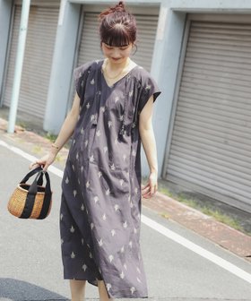 【ビーミングライフストアバイビームス/B:MING LIFE STORE by BEAMS】の【+15%ポイントバック!】インド 総刺繍 ワンピース(S~M) 25SS 旅行 おでかけ リゾート リラックス エンブロイダリー 体型カバー 人気、トレンドファッション・服の通販 founy(ファニー) ファッション Fashion レディースファッション Fashion for Women ワンピース Dresses 2025年 2025 2025春夏・S/S Spring/Summer 2025 SS25 インド Indian Textile エンブロイダリー Embroidery Design スリーブ Sleeve, Long Sleeve / Short Sleeve フリンジ Fringe, Tassel フレンチ French, French Style リゾート Resort, Vacation Style リラックス Relax, Relaxed Fit エレガント 上品 Elegant 夏 Summer 旅行 Travel 春 Spring S/S・春夏 SS, Spring/Summer, Warm Season |ID:prp329100004558537