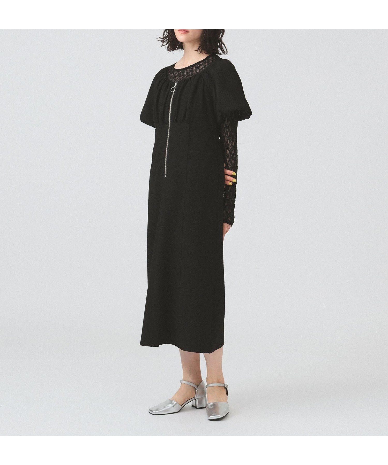【ビームス ウイメン/BEAMS】の【ワンピース/半袖/きれいめ/25SS】ジャカード フロント ジップ パフ スリーブ ワンピース 人気、トレンドファッション・服の通販 founy(ファニー) 　ファッション　Fashion　レディースファッション　WOMEN　ワンピース　Dress　おすすめ　Recommend　インナー　Inner　オフショルダー　Off Shoulder　サッカー　Soccer　サロペット　Overalls　ジップ　Zip　ジャカード　Jacquard　ストレート　Straight　スリーブ　Sleeve　タートルネック　Turtleneck　フェミニン　Feminine　フリル　Frills　フロント　Front　半袖　Short Sleeve　 other-1|ID: prp329100004559359 ipo3291000000032234986