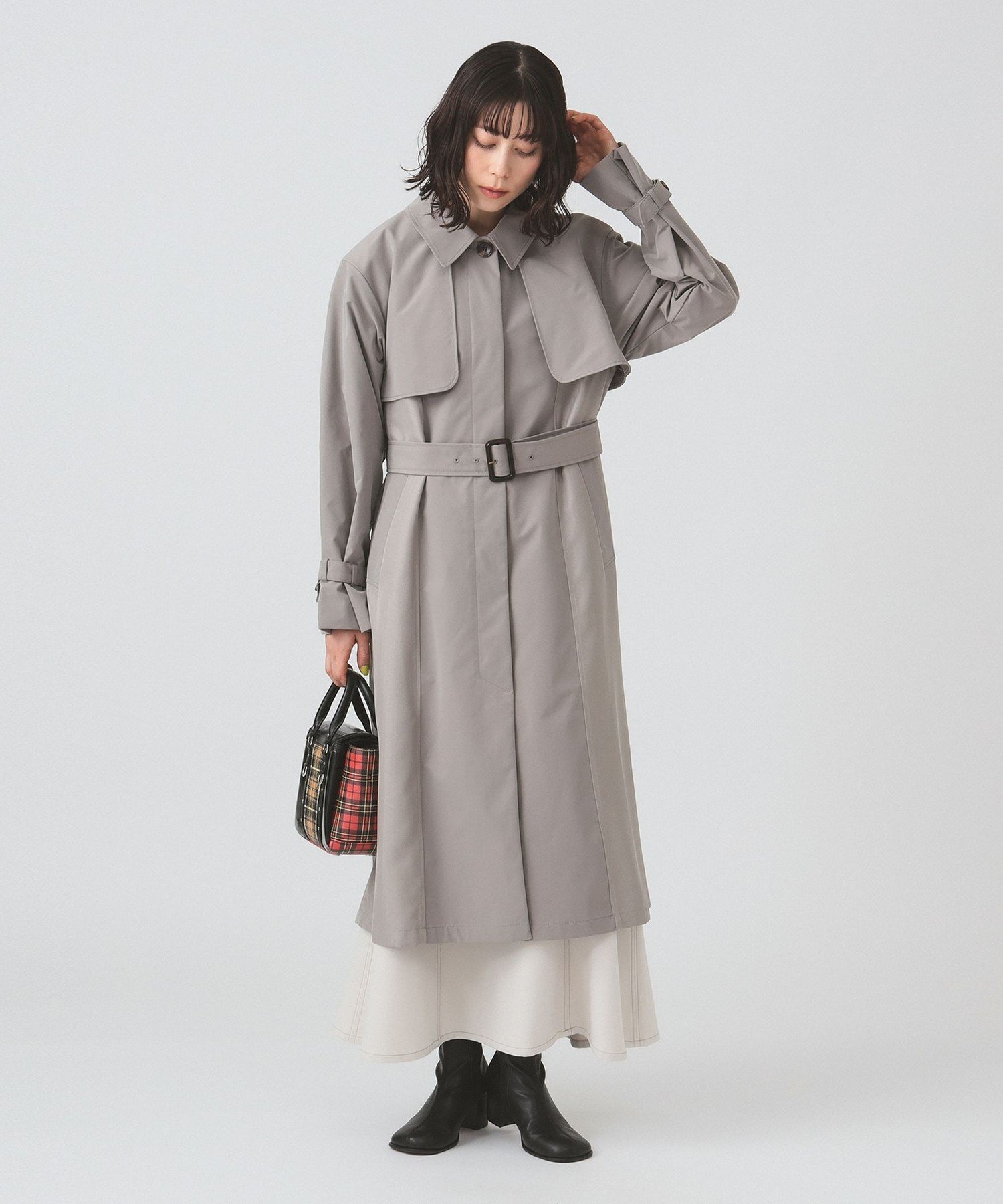 【ビームス ウイメン/BEAMS】の【6/12再値下げ】ヘリンボーン キリカエ ステンカラー コート 25SS 春 春アウター スプリングコート きれいめ お仕事 オフィス インテリア・キッズ・メンズ・レディースファッション・服の通販 founy(ファニー) 　ファッション　Fashion　レディースファッション　Ladies' Fashion Online　アウター　Coat Outerwear　コート　Coats　春　Spring　切替　Switching　シンプル　Simple　スタイリッシュ　Stylish　スタンド　Stand　ダブル　Double　トレンチ　Trench　ヘリンボーン　Herringbone　無地　Plain Color　エレガント 上品　Elegant　ビジネス 仕事 通勤　Business　2025年　2025　2025春夏・S/S　Ss,Spring/Summer,2025　GREY|ID: prp329100004559421 ipo3291000000032473389
