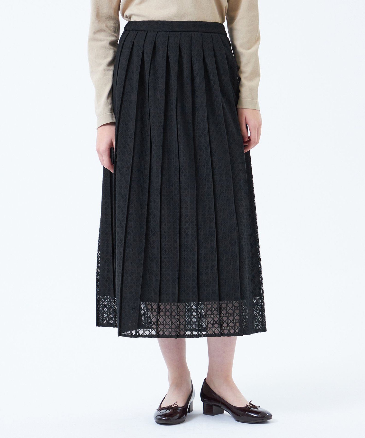 【マッキントッシュ フィロソフィー/MACKINTOSH PHILOSOPHY】のレースプリーツスカート インテリア・キッズ・メンズ・レディースファッション・服の通販 founy(ファニー) 　ファッション　Fashion　レディースファッション　WOMEN　スカート　Skirt　プリーツスカート　Pleated Skirts　おすすめ　Recommend　プリーツ　Pleats　モチーフ　Motif　レース　Race　ロング　Long　エレガント 上品　Elegant　冬　Winter　夏　Summer　春　Spring　秋　Autumn/Fall　ブラック|ID: prp329100004559496 ipo3291000000032236053