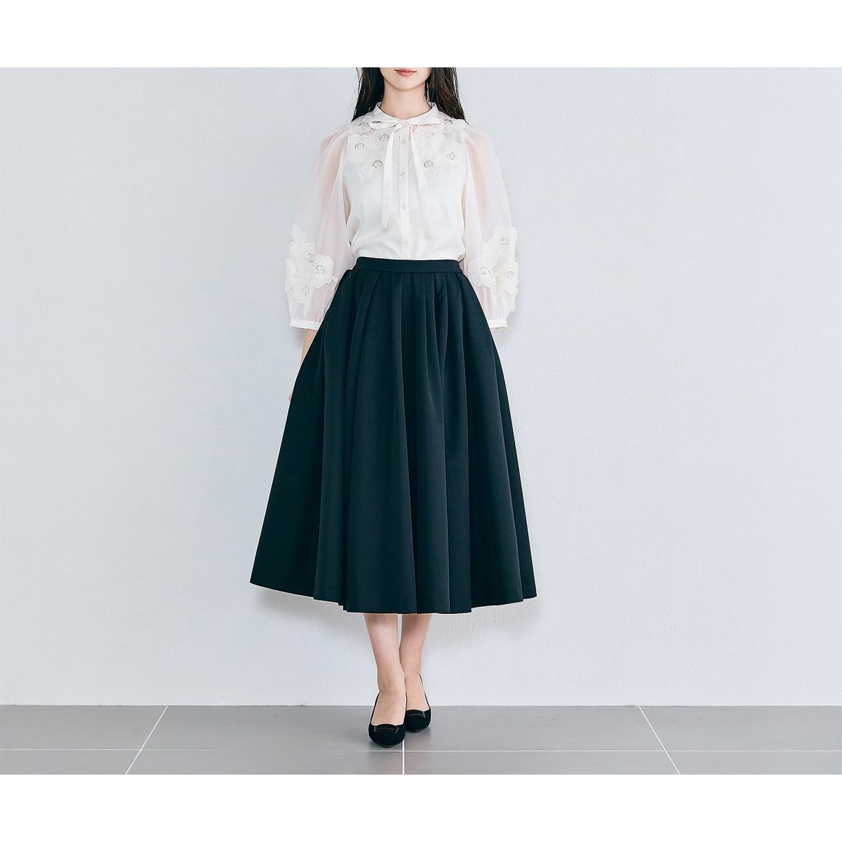 【ローズティアラ/Rose Tiara】の【限定カラー】ボリュームタックスカート/ 無地 インテリア・キッズ・メンズ・レディースファッション・服の通販 founy(ファニー) 　ファッション　Fashion　レディースファッション　WOMEN　スカート　Skirt　スタンダード　Standard　スマート　Smart　バランス　Balance　フェミニン　Feminine　プリント　Print　ポケット　Pocket　無地　Plain Color　ブラック|ID: prp329100004559504 ipo3291000000032236141