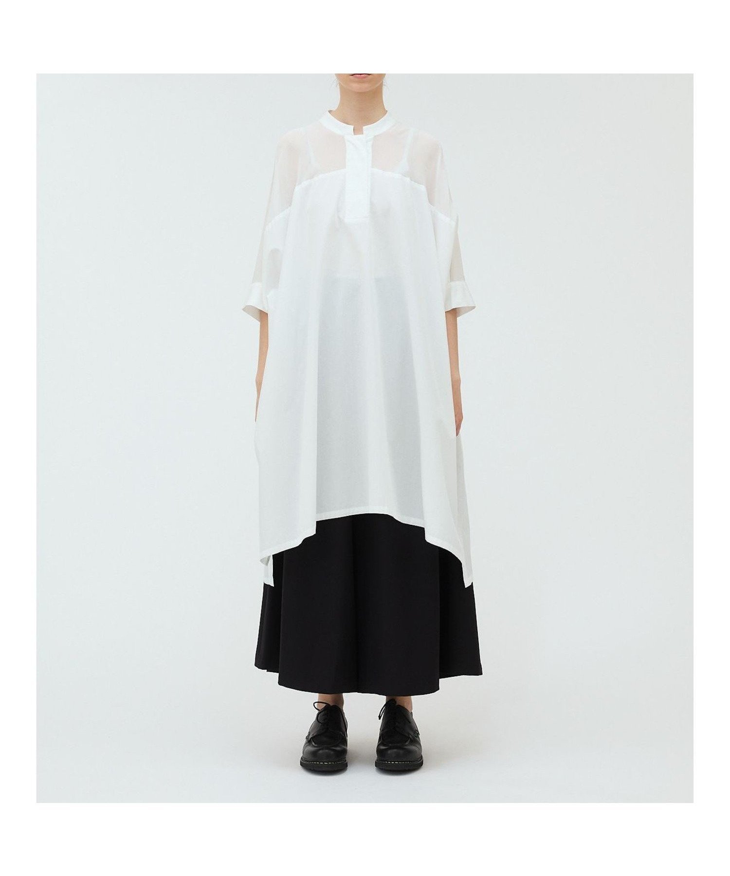 【マーコート/MARcourt】のmizuiro ind シアーワイドワンピース インテリア・キッズ・メンズ・レディースファッション・服の通販 founy(ファニー) 　ファッション　Fashion　レディースファッション　WOMEN　ワンピース　Dress　シアー　Sheer　スタンド　Stand　ブロード　Broad　ボトム　Bottom　ポケット　Pocket　ロング　Long　エレガント 上品　Elegant　人気　Popularity　今季　This Season　再入荷　Restock/Back In Stock/Re Arrival　春　Spring　無地　Plain Color　オフホワイト|ID: prp329100004559512 ipo3291000000032310446