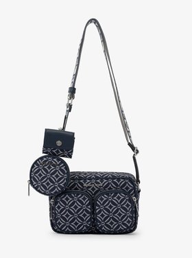【マイケルコース/MICHAEL KORS】のJET SET ITEM ロゴ ジャカード クロスボディ ウィズ テックアタッチ ミディアム マイケルコース 人気、トレンドファッション・服の通販 founy(ファニー) ファッション Fashion レディースファッション WOMEN コレクション Collection ショルダー Shoulder ジャカード Jacquard ドロップ Drop ラグジュアリー Luxury |ID:prp329100004559604