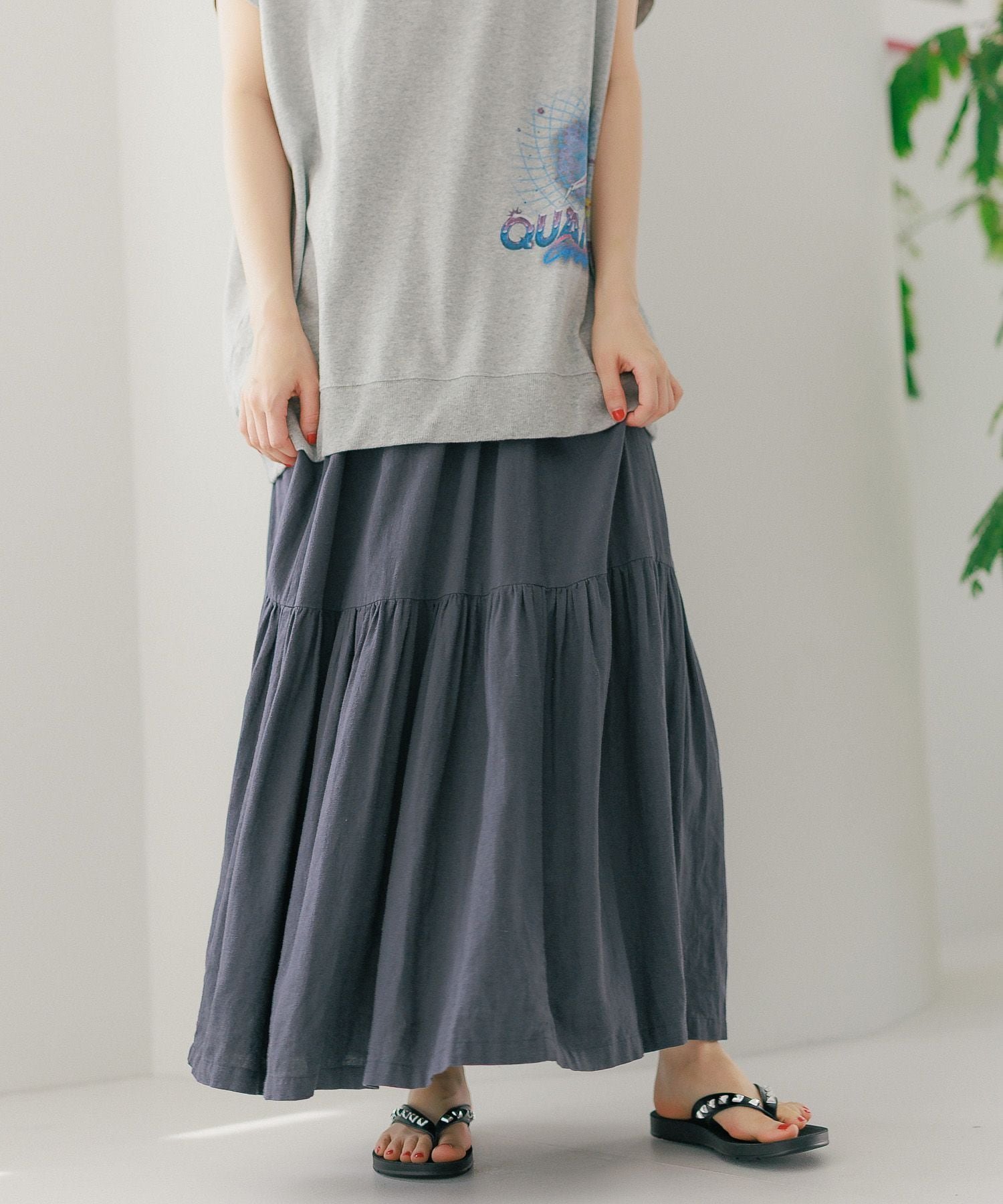 【ニコアンド/niko and】のリネン混フレアスカート インテリア・キッズ・メンズ・レディースファッション・服の通販 founy(ファニー) 　ファッション　Fashion　レディースファッション　Ladies' Fashion Online　スカート　Skirt　Aライン/フレアスカート　Flared A-Line Skirts　おすすめ　Recommend　サマー　Summer　フェミニン　Feminine　フレア　Flare　リネン　Linen　リラックス　Relax　ロング　Long　夏　Summer　春　Spring　S/S・春夏　Ss・Spring/Summer　スモーク18|ID: prp329100004559639 ipo3291000000032689443