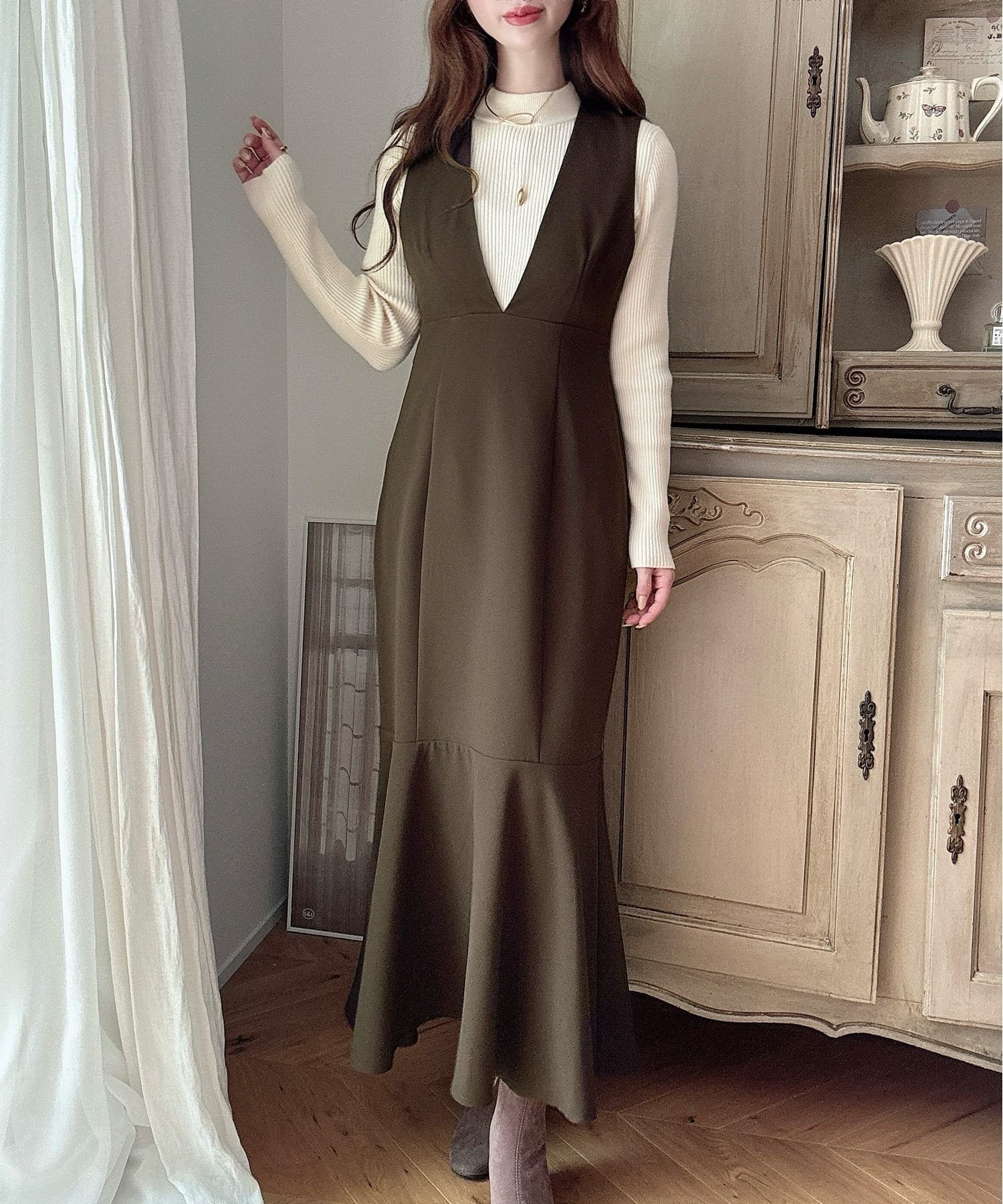 【ジュノア/JUNOAH】のMeiru 深Vネックマーメイドスカート インテリア・キッズ・メンズ・レディースファッション・服の通販 founy(ファニー) 　ファッション　Fashion　レディースファッション　WOMEN　スカート　Skirt　ブラウン|ID: prp329100004559642 ipo3291000000032237250