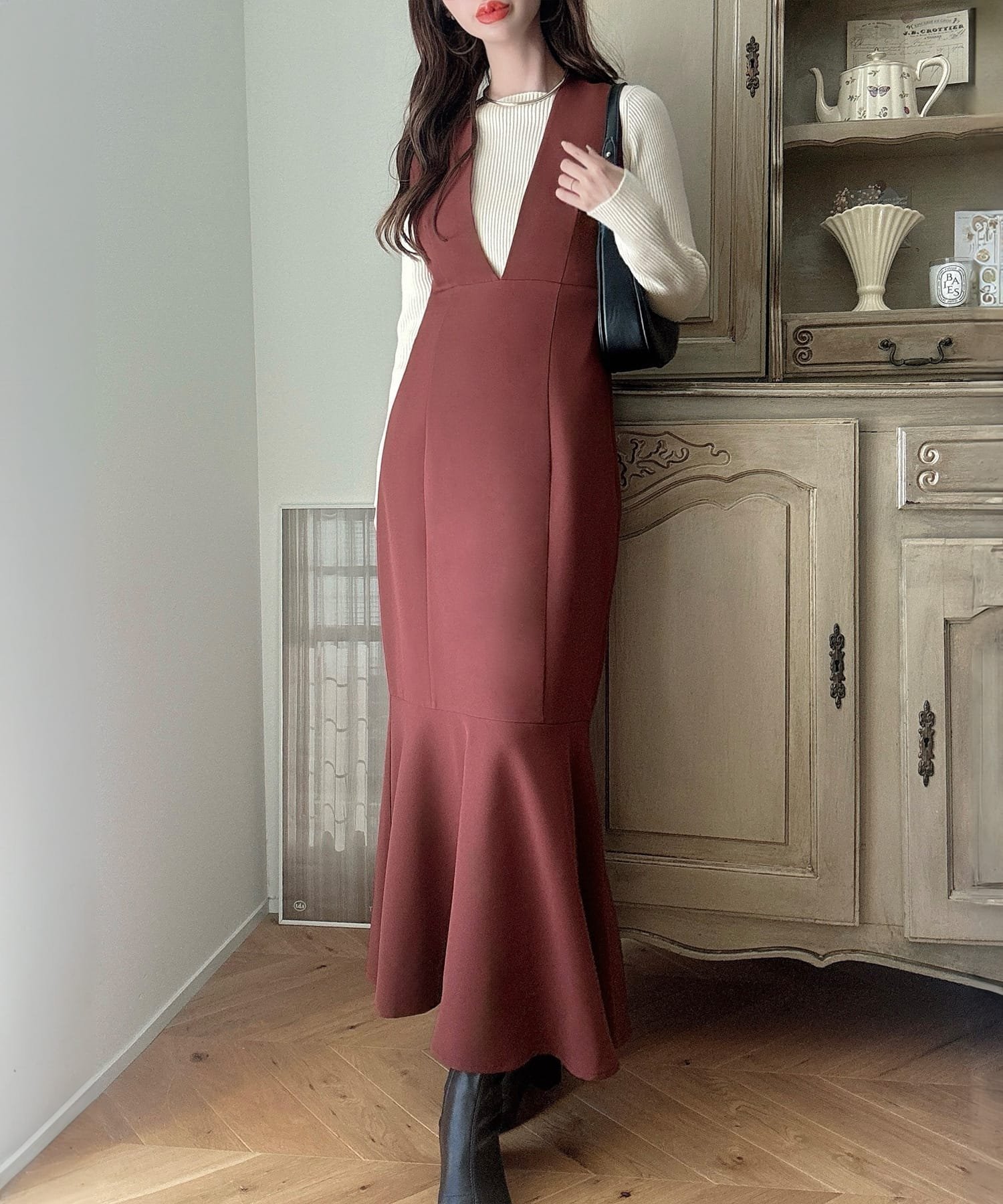 【ジュノア/JUNOAH】のMeiru 深Vネックマーメイドスカート インテリア・キッズ・メンズ・レディースファッション・服の通販 founy(ファニー) 　ファッション　Fashion　レディースファッション　WOMEN　スカート　Skirt　ワイン|ID: prp329100004559642 ipo3291000000032237256