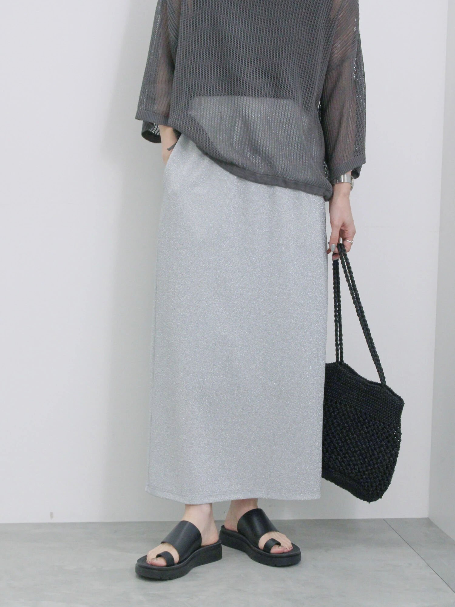 【サマンサモスモス/Samansa Mos2】のラメナロースカート インテリア・キッズ・メンズ・レディースファッション・服の通販 founy(ファニー) 　ファッション　Fashion　レディースファッション　Fashion for Women　スカート　Skirts　おすすめ　Recommended / Our Picks　スニーカー　Sneakers, Trainers　スポーティ　Sporty, Casual Athletic　スマート　Smart, Elegant　スリット　Slit, Slit Detail　エレガント 上品　Elegant　シルバー|ID: prp329100004559682 ipo3291000000032724932